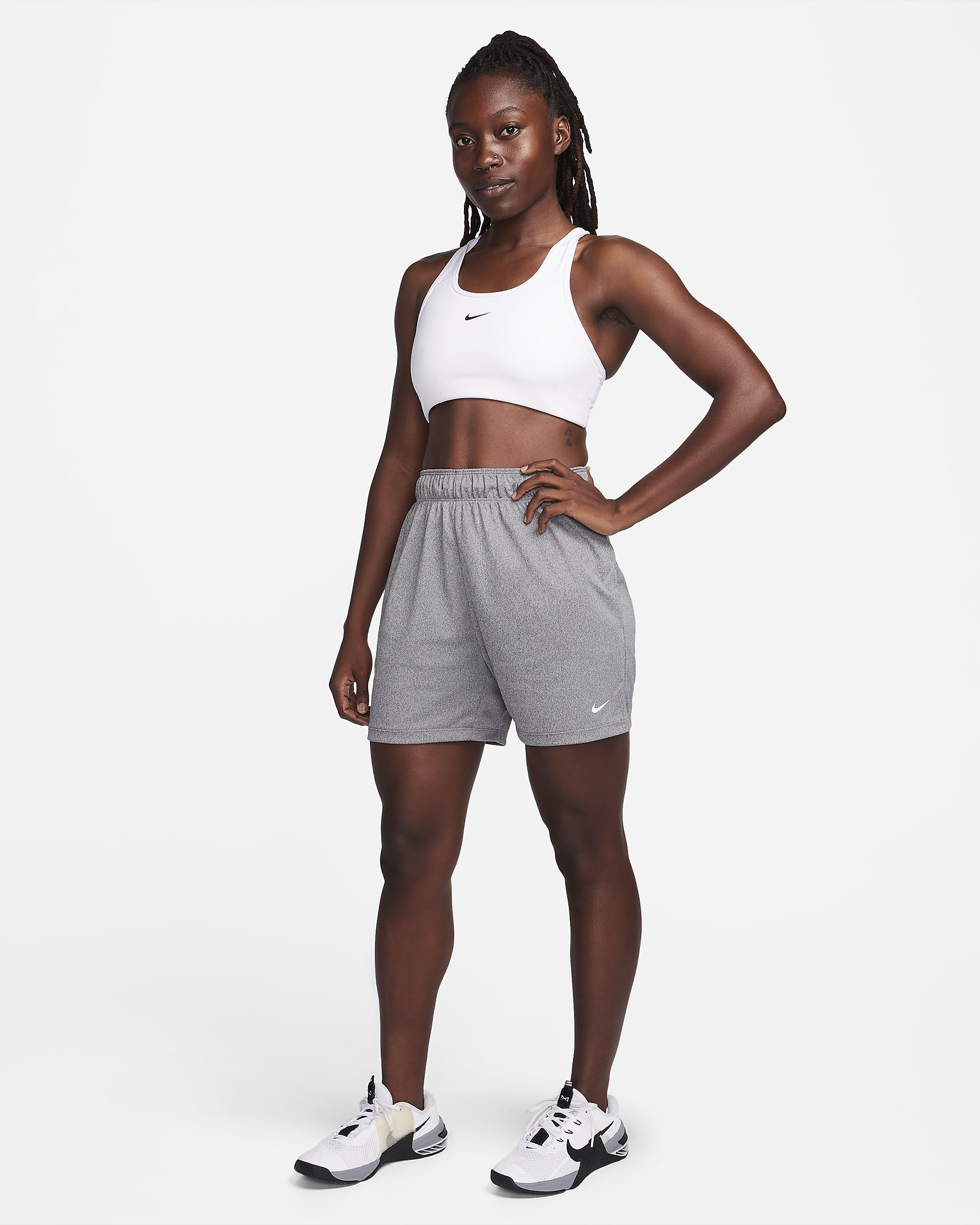 Nike Attack Women's Dri-FIT Fitness Mid-Rise 5