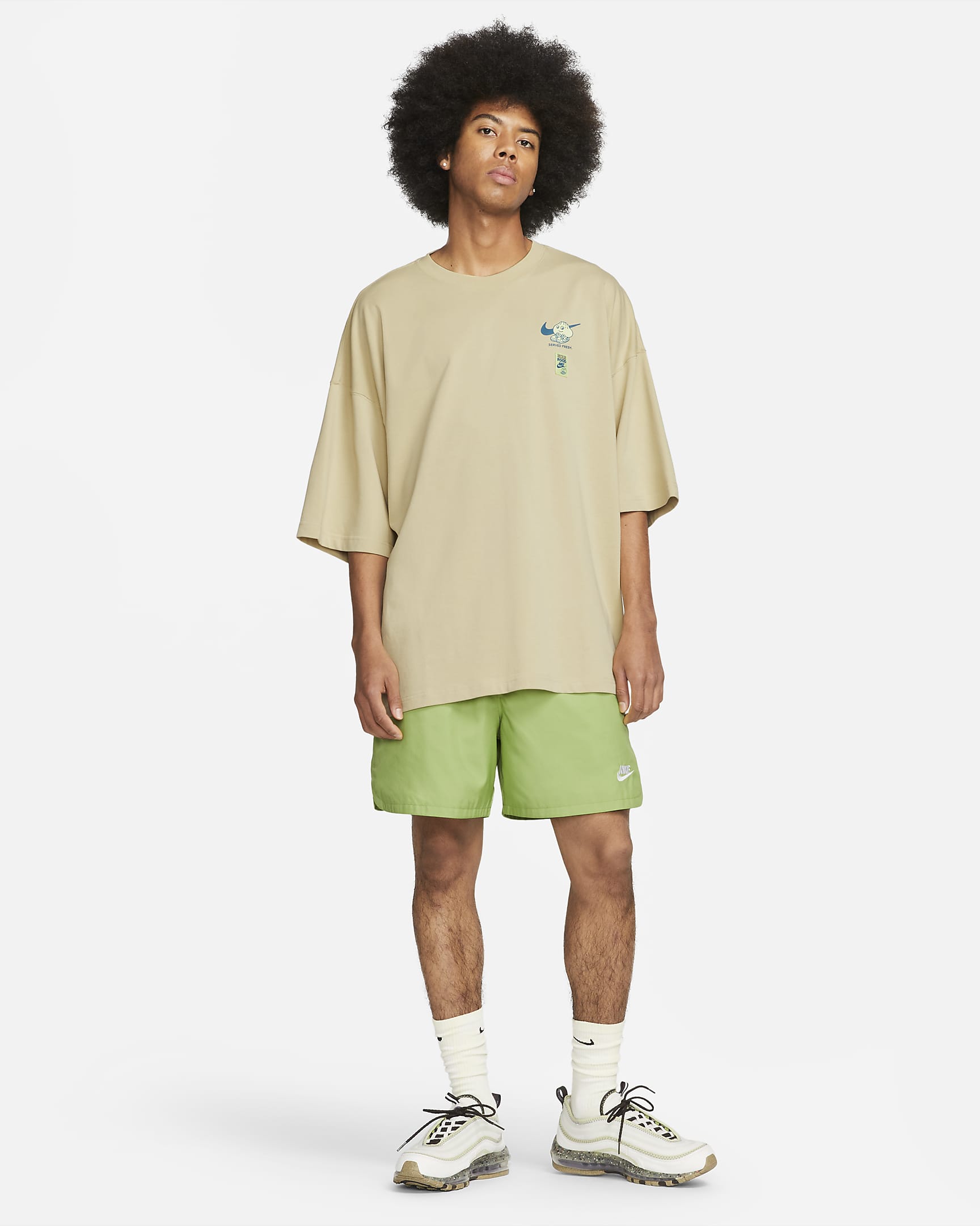 Nike Sportswear Men's Oversized Tshirt. Nike CA