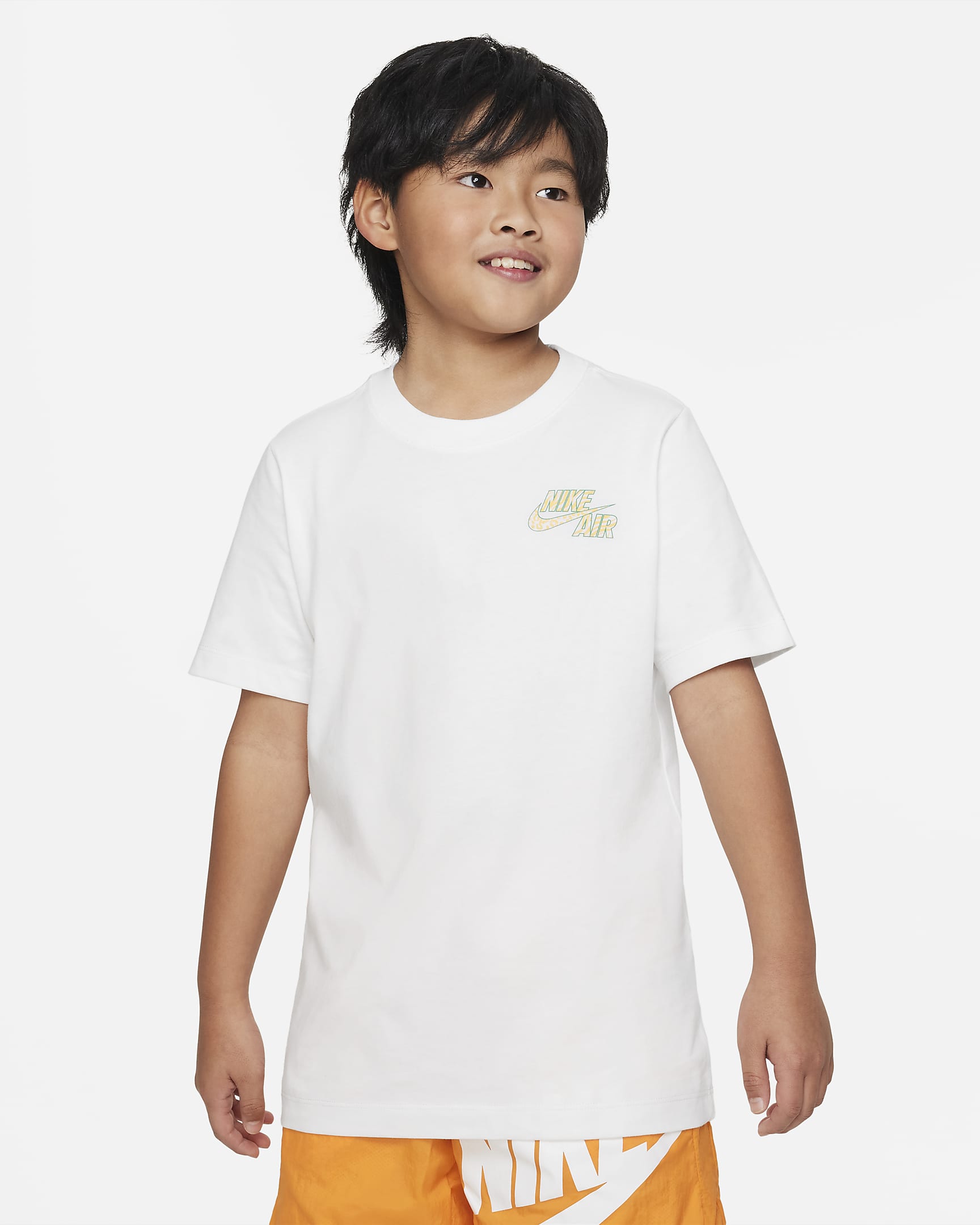 Nike Sportswear Older Kids' T-Shirt. Nike ID