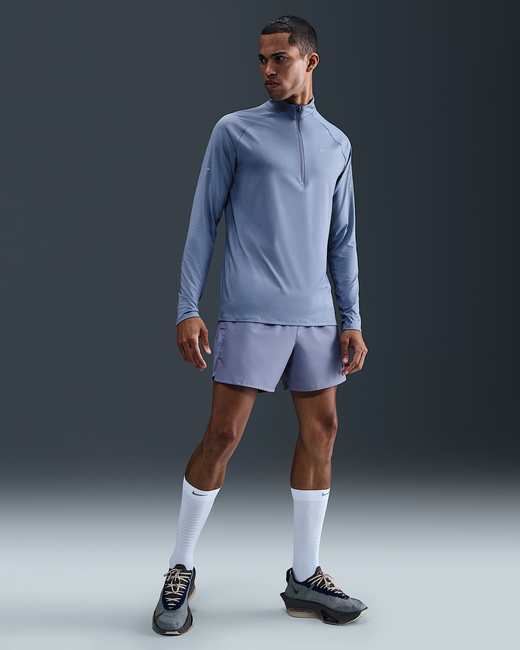 Nike Challenger Pantalón corto de running Dri-FIT de 13 cm con malla interior - Hombre - World Indigo/World Indigo/Negro