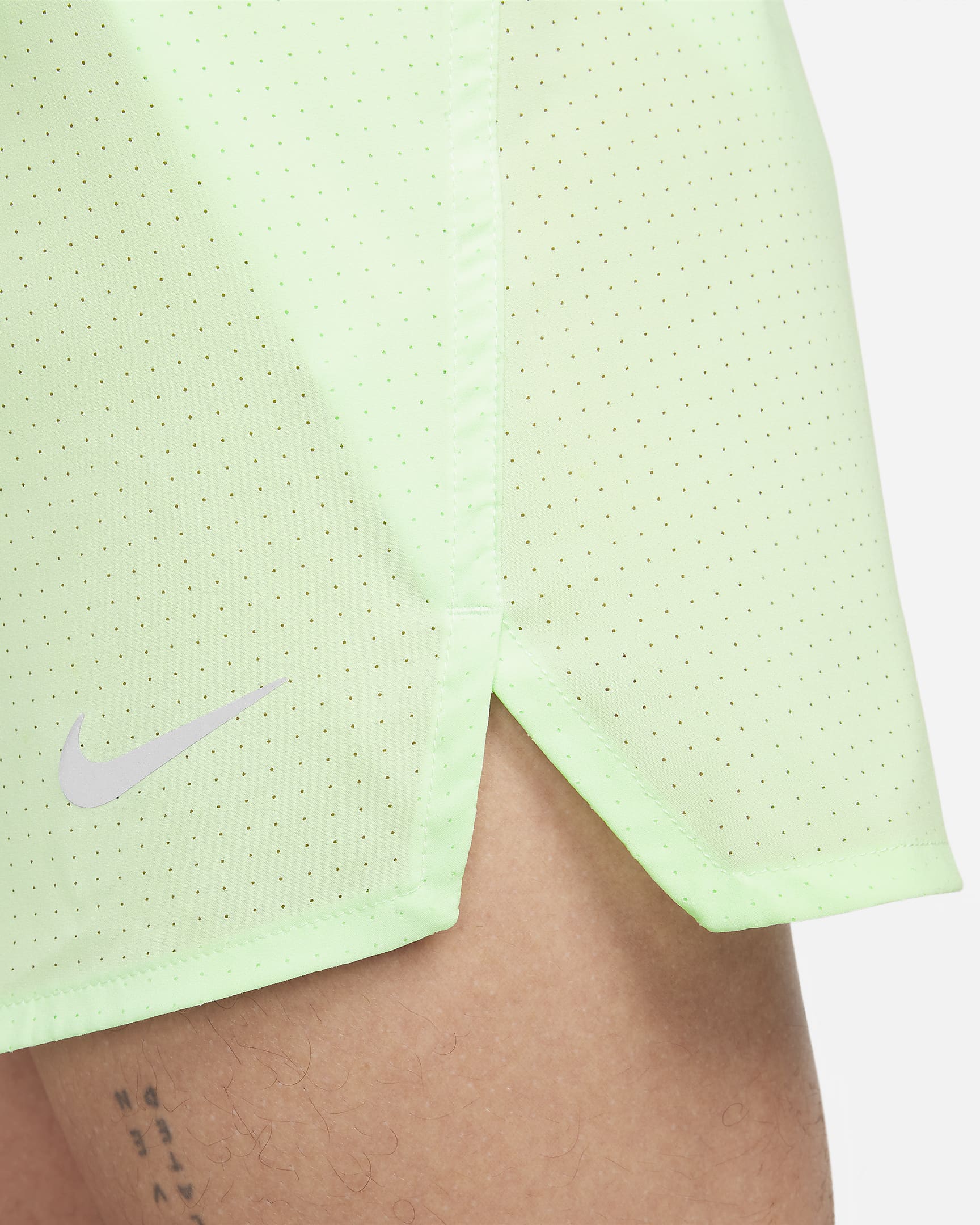 Nike Fast Men's Dri-FIT 8cm (approx.) Brief-Lined Running Shorts - Vapour Green/Black