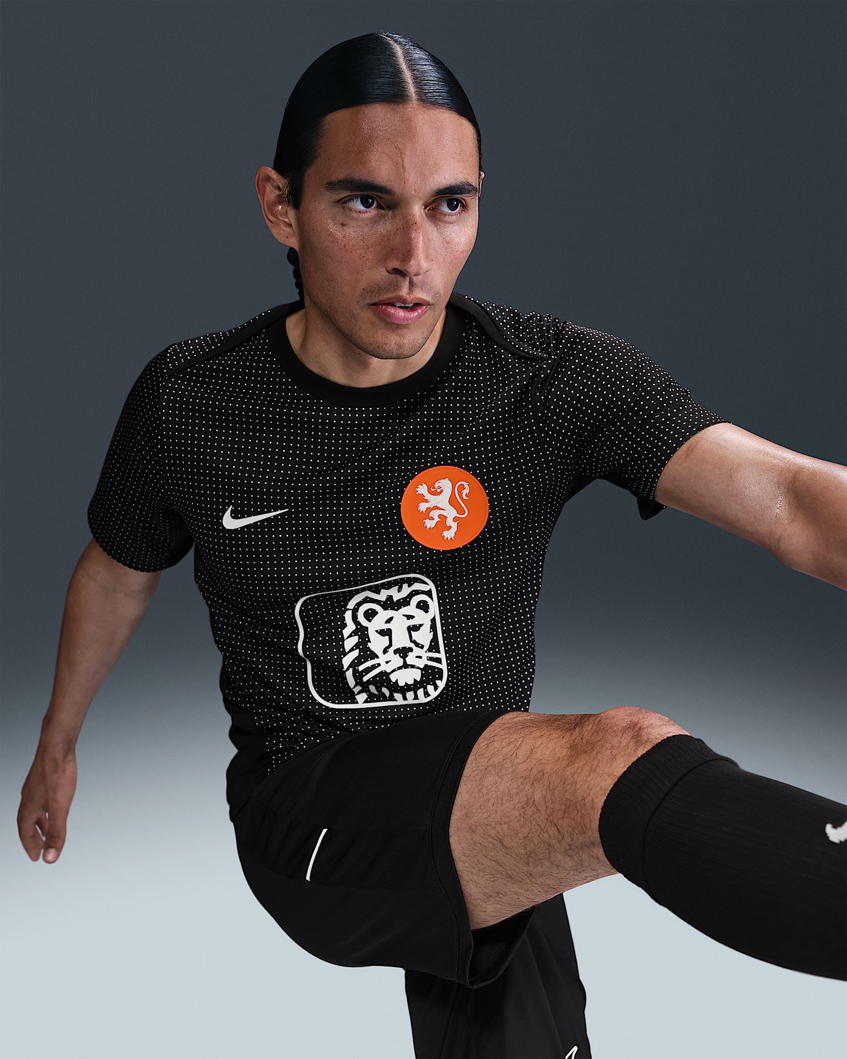 Netherlands Academy Pro Men's Nike Dri-FIT Soccer Pre-Match Short-Sleeve Top - Black/White