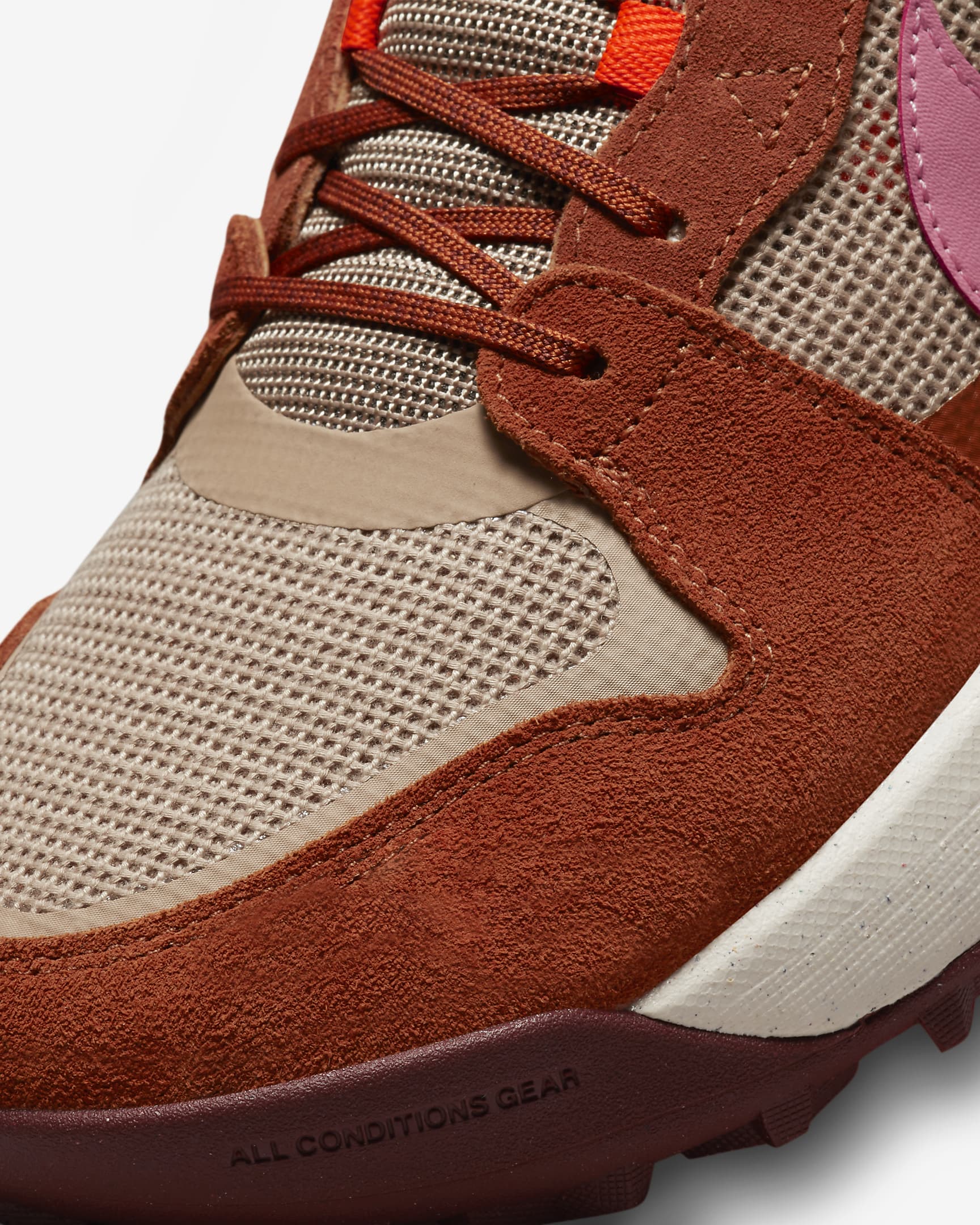 Nike ACG Lowcate Shoes - Hemp/Dark Russet/Total Orange/Coral Chalk