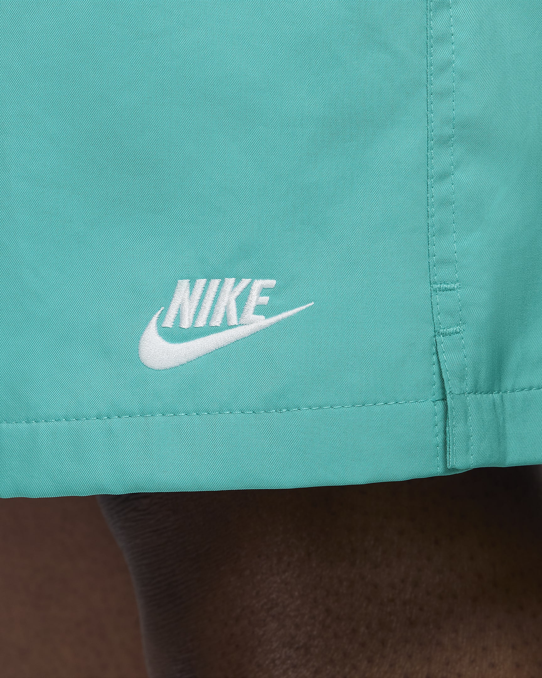 Nike Club Men's Woven Flow Shorts - Dusty Cactus/White