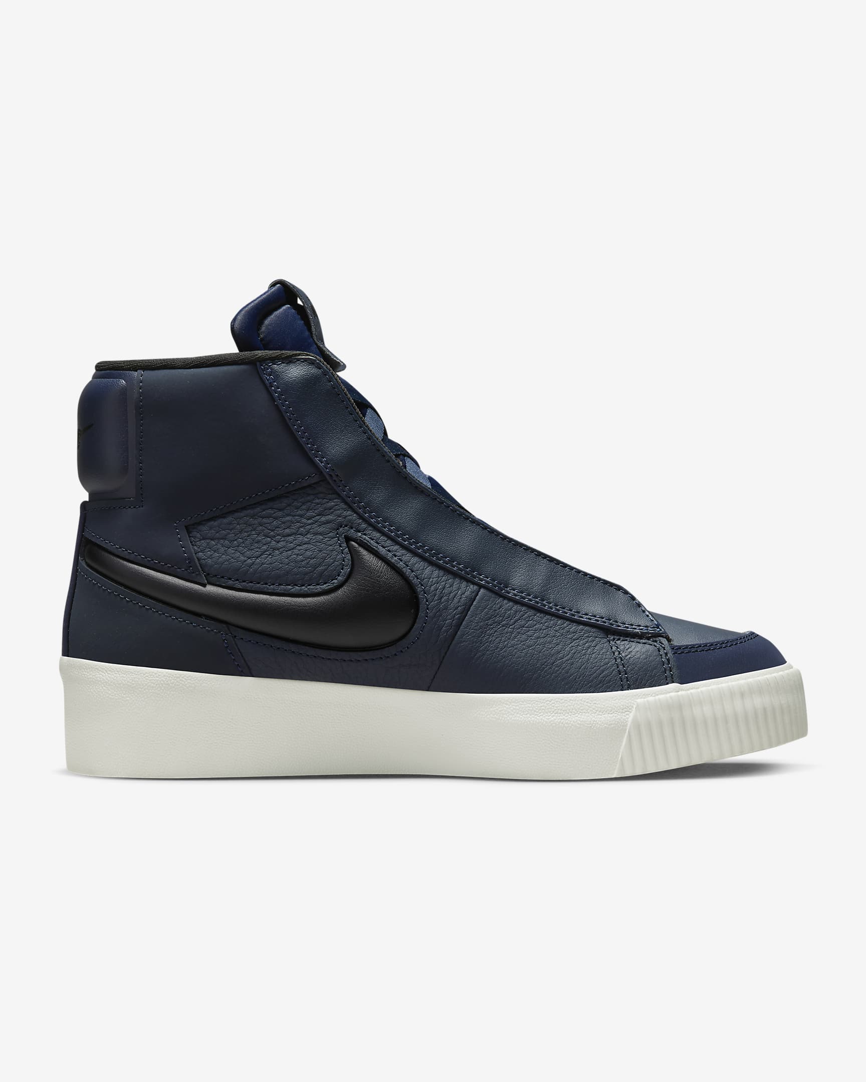 Nike Blazer Mid Victory Women's Shoes. Nike DK