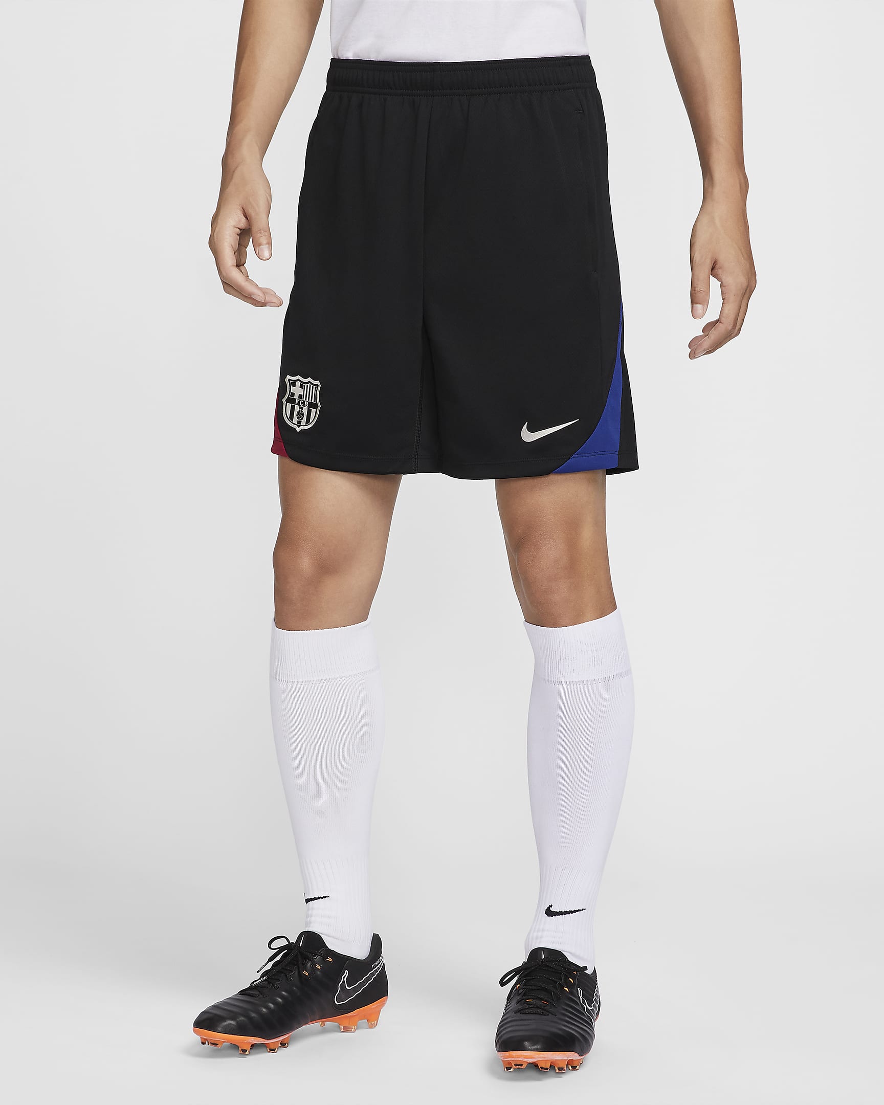 Short de foot en maille Nike Dri-FIT FC Barcelona Strike pour homme - Noir/Noble Red/Deep Royal Blue/Light Orewood Brown