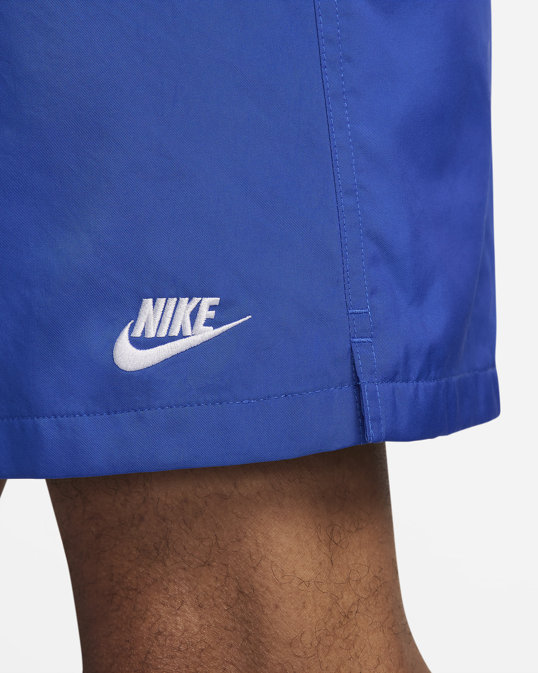 Nike Club Men's Woven Flow Shorts - Game Royal/White