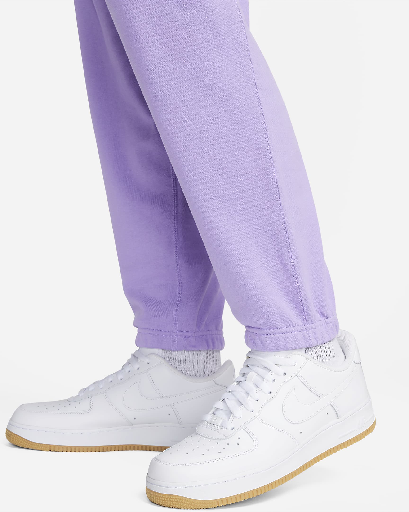 Nike Solo Swoosh Men's French Terry Trousers. Nike SK
