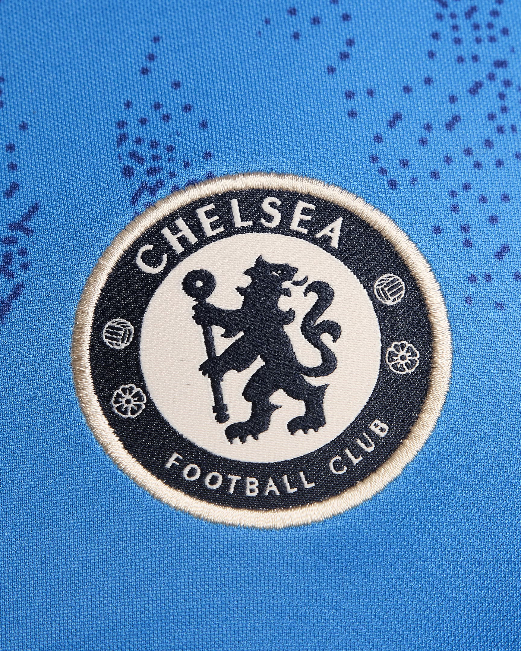 Kortærmet Chelsea FC Academy Pro Nike Dri-FIT-opvarmningstrøje til fodbold til mænd - Light Photo Blue/Rush Blue/Guava Ice