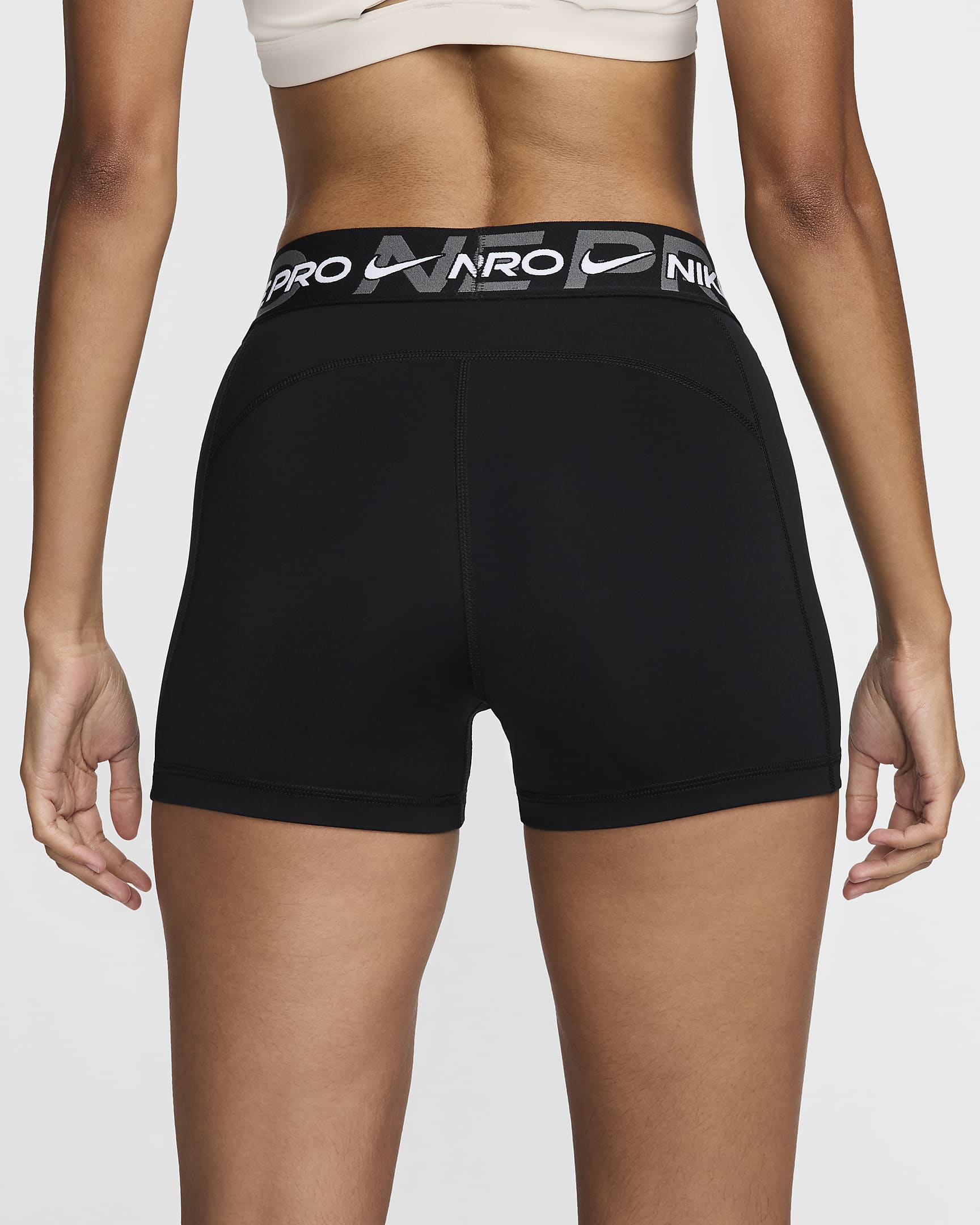 Shorts de ciclismo con gráfico de tiro medio de 8 cm para mujer Nike Pro - Negro/Gris hierro/Blanco/Blanco