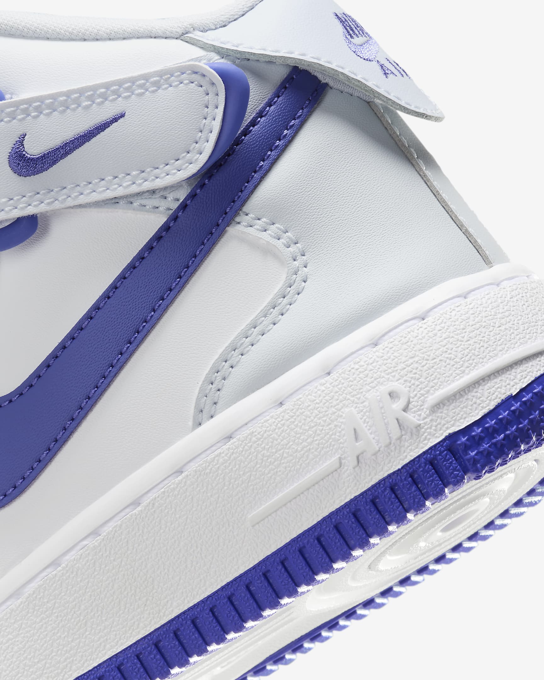 Nike Air Force 1 Mid EasyOn Older Kids' Shoes - Football Grey/White/Persian Violet