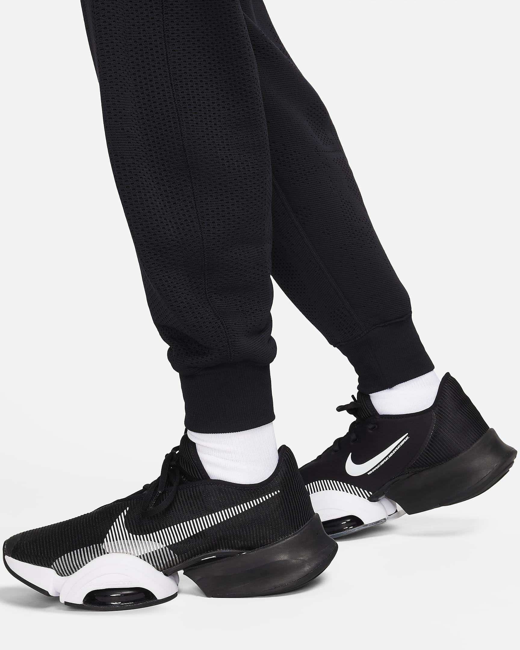 Nike APS Men's Therma-FIT Versatile Trousers. Nike UK