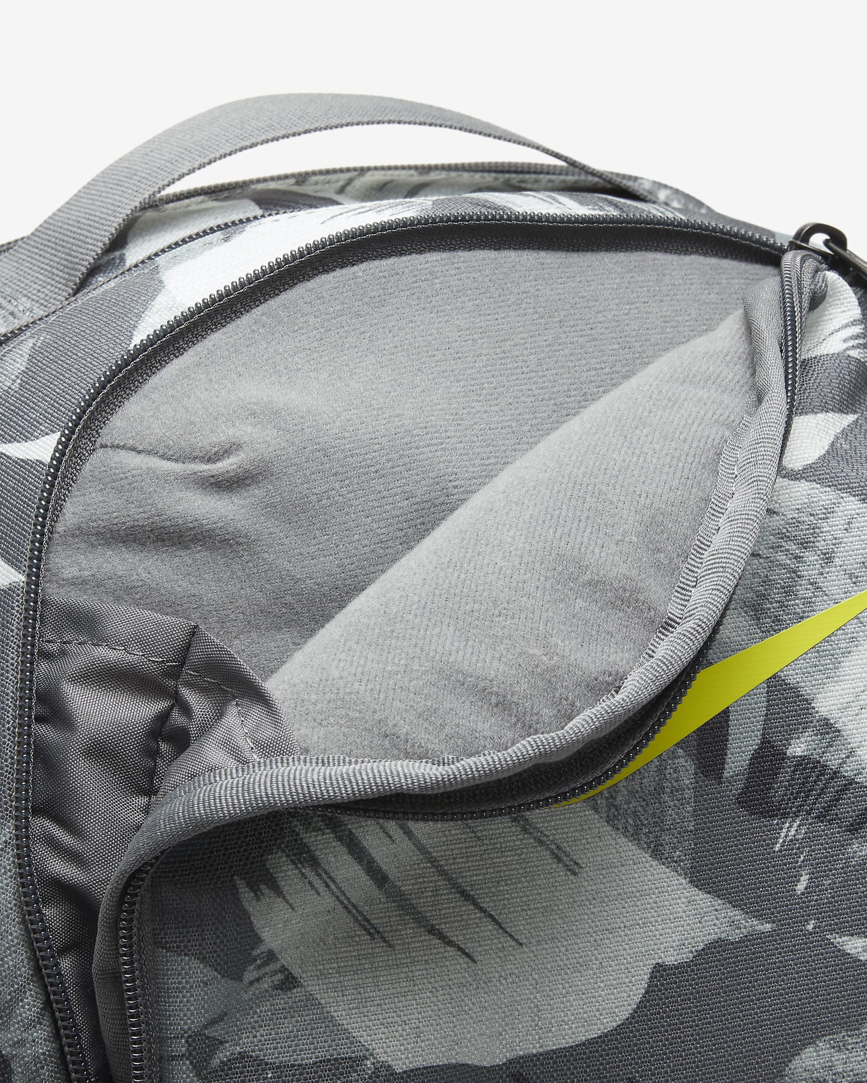 Nike Brasilia Backpack (Medium, 24L). Nike BE