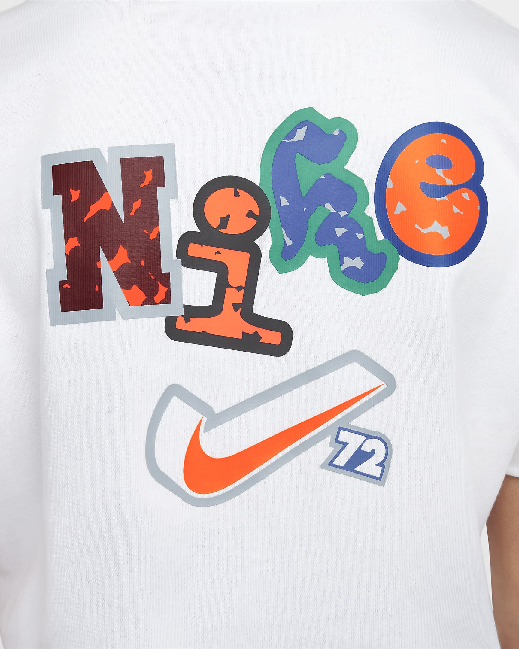 เสื้อยืดเด็กโต Nike Sportswear - ขาว