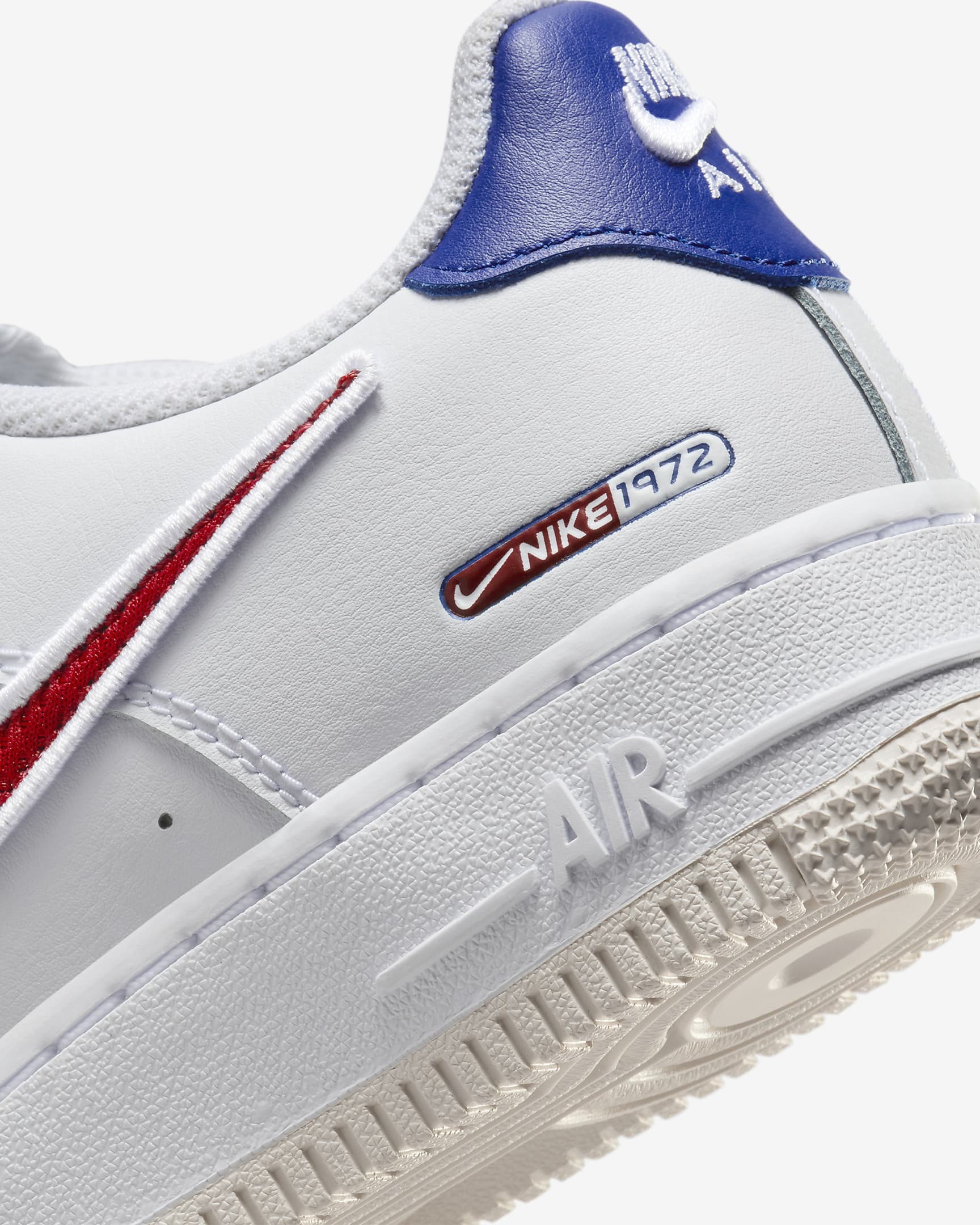 Nike Air Force 1 LV8 Older Kids' Shoes - White/Gym Red/White/Deep Royal Blue