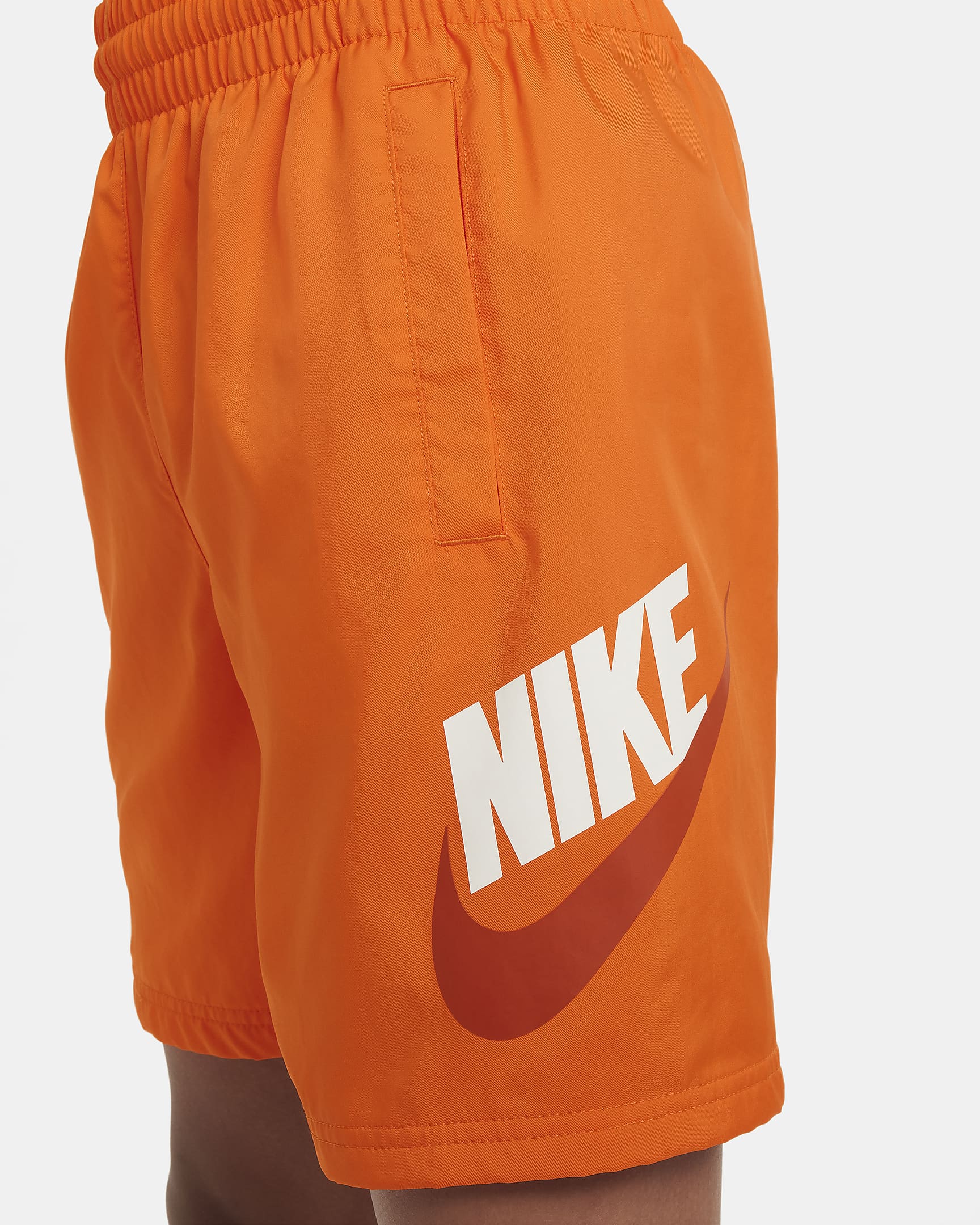 Shorts in tessuto Nike Sportswear – Ragazzi - Safety Orange