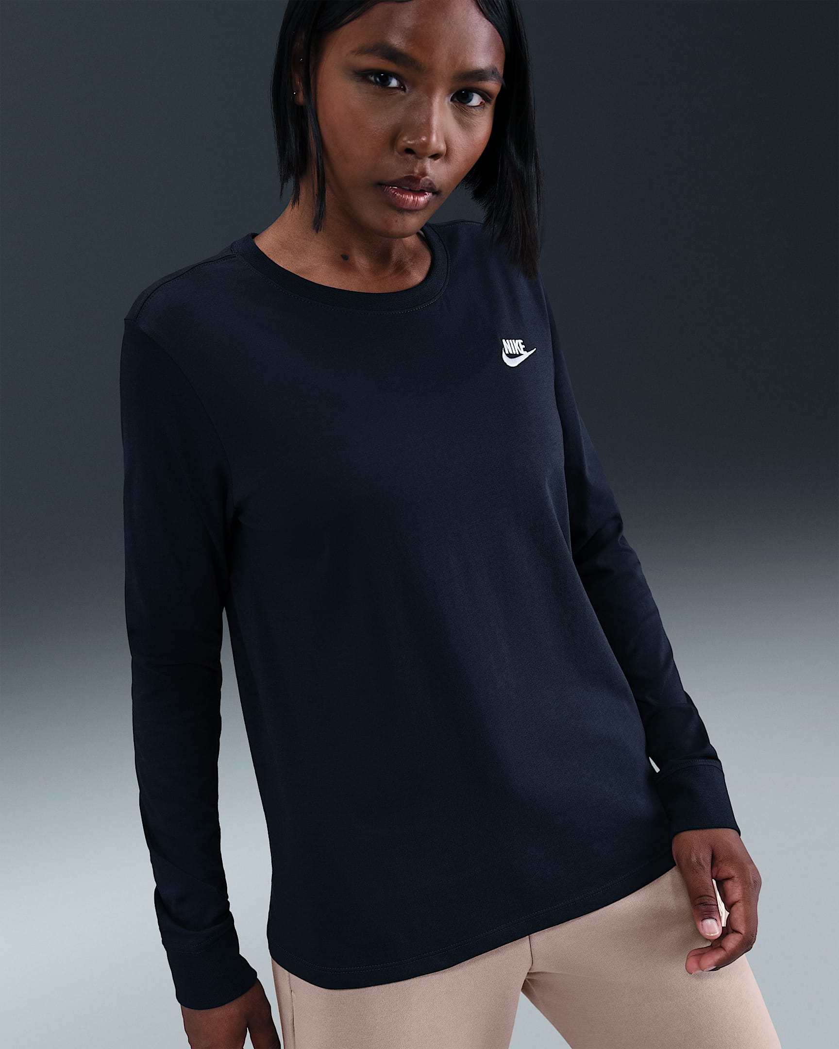 Nike Sportswear Club Women's Long-Sleeve T-Shirt - Obsidian