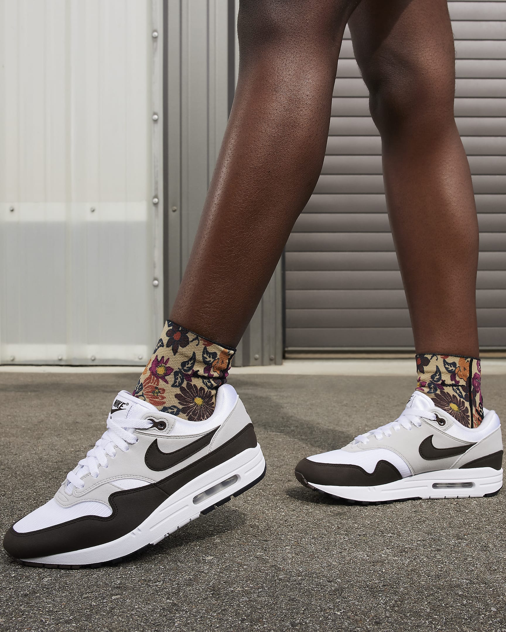 Nike Air Max 1 Women's Shoes - Neutral Grey/White/Black/Baroque Brown