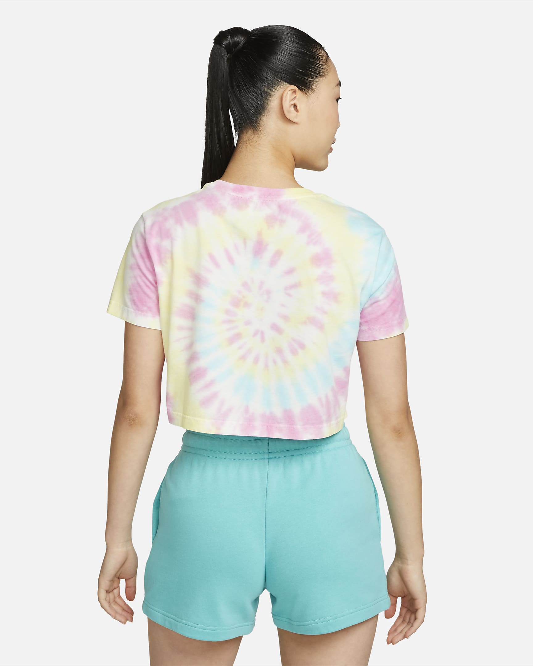 cropped shirt nike