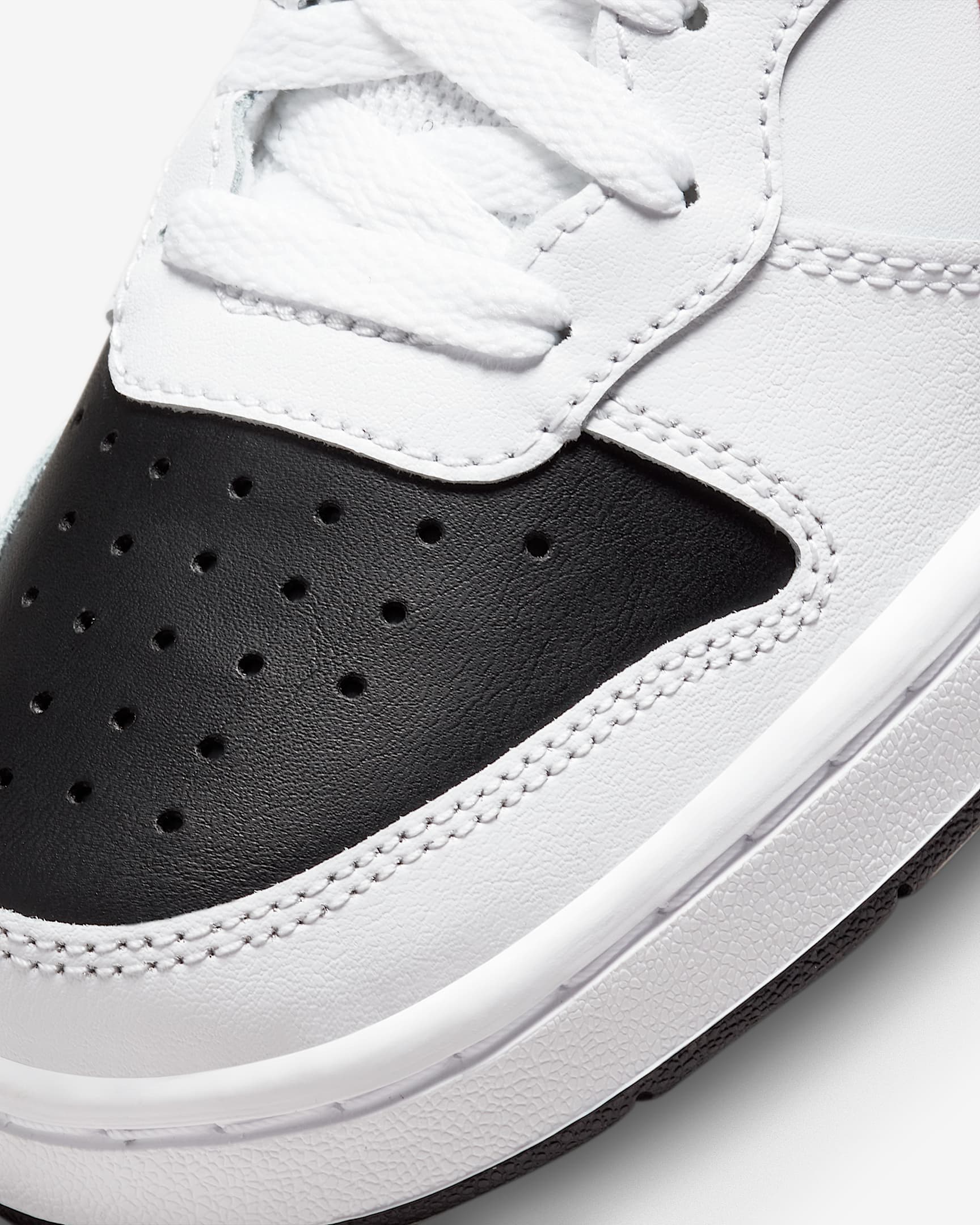 Nike Court Borough Mid 2 Older Kids' Shoes. Nike UK