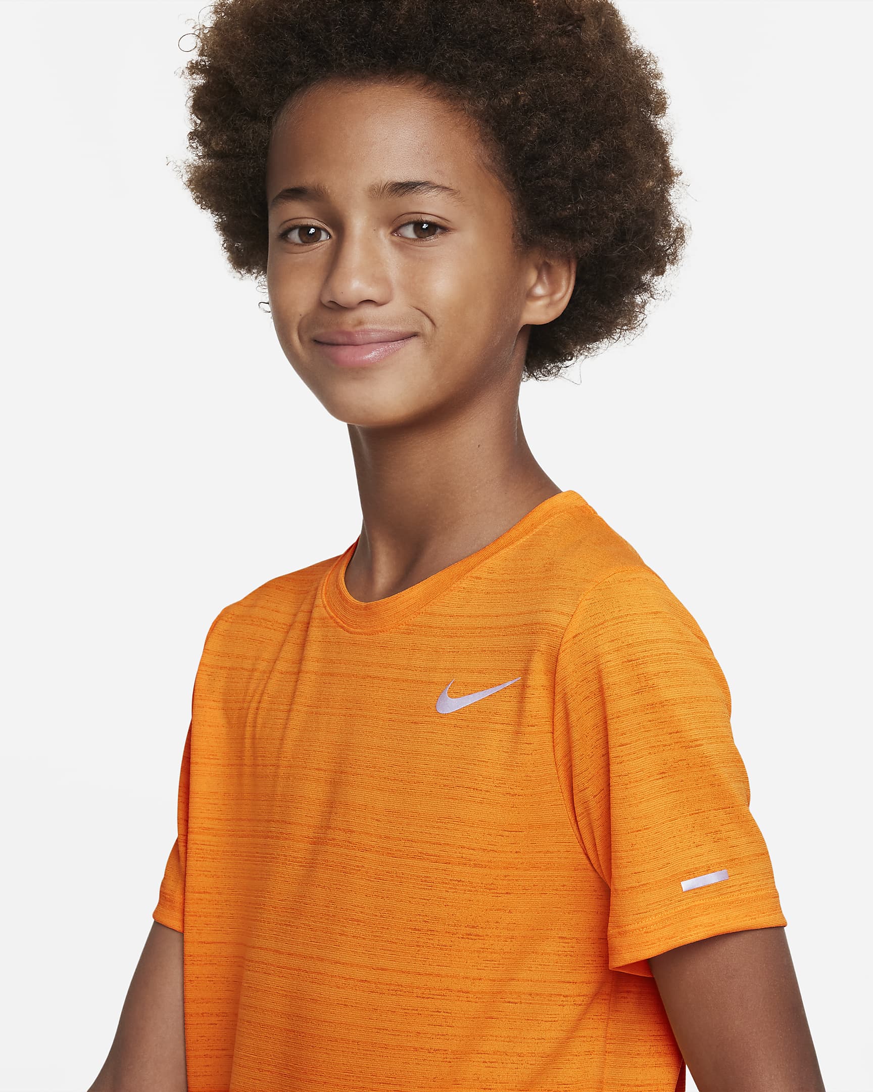 Nike Dri-FIT Miler Older Kids' (Boys') Training Top. Nike SA