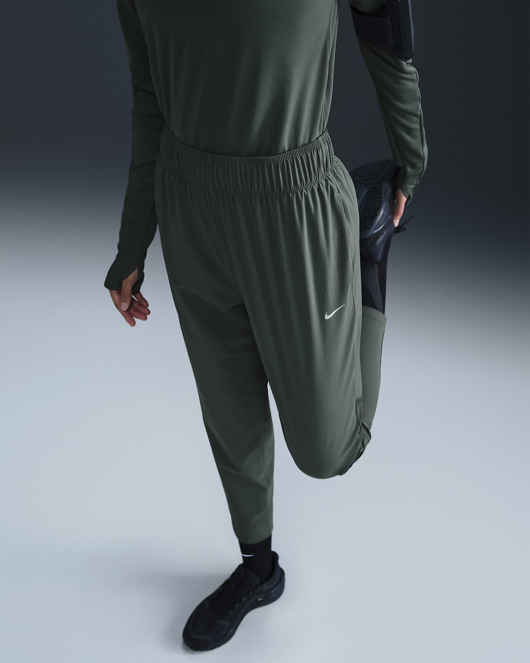 Nike Dri-FIT Fast Women's Mid-Rise 7/8 Running Trousers - Vintage Green