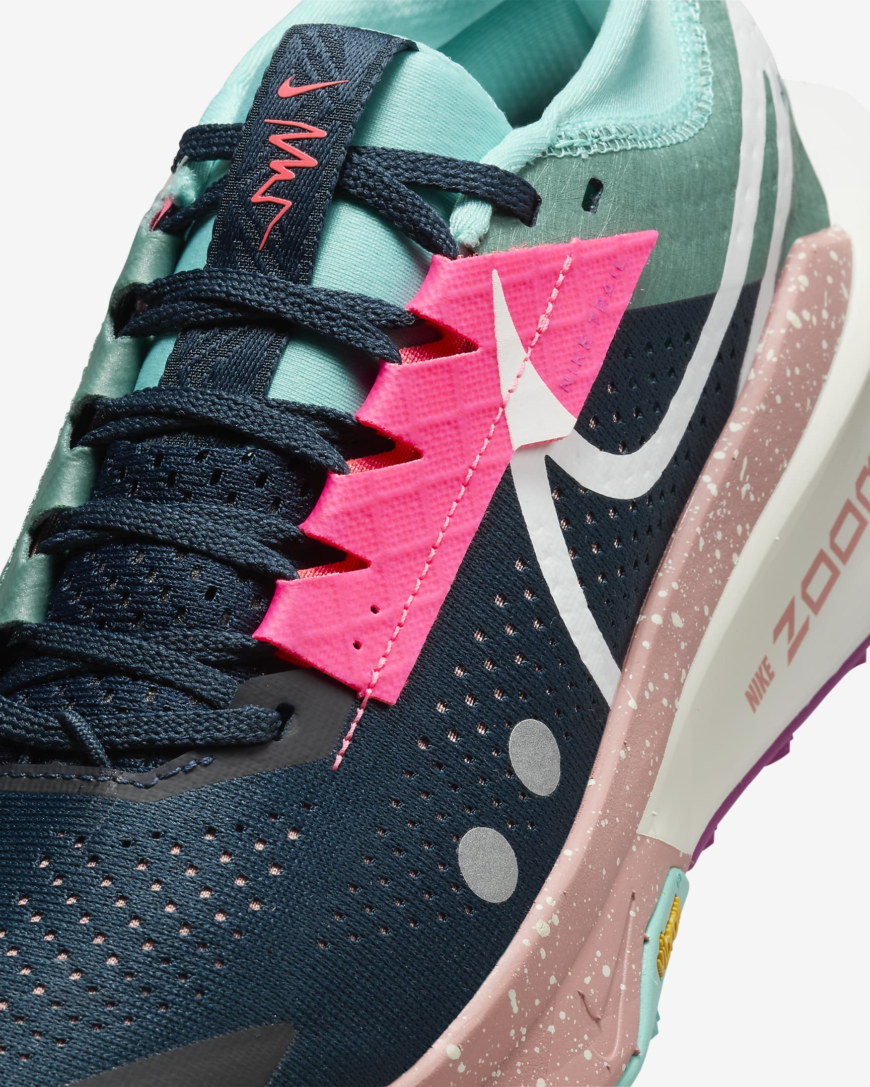 Tenis de trail running para mujer Nike Zegama 2 - Azul marino militar/Escarcha verde/Uva vivo/Vela