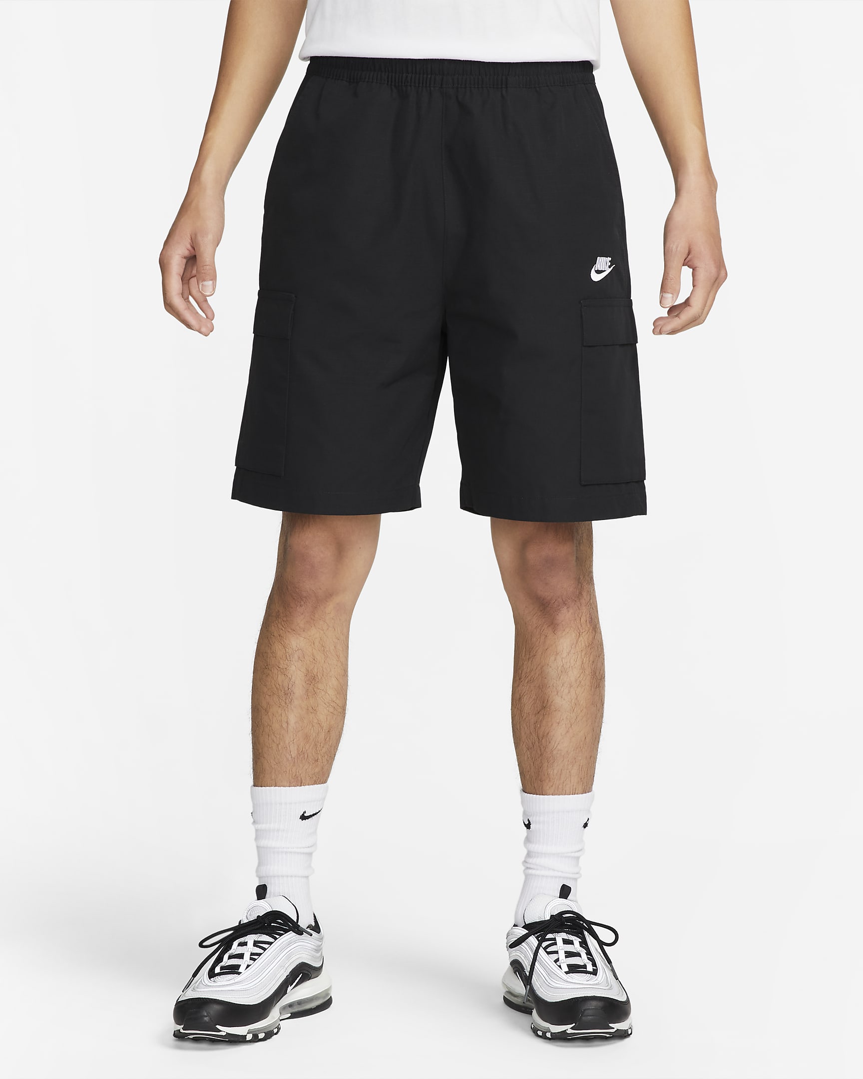 Nike Club Men's Woven Cargo Shorts - Black/White