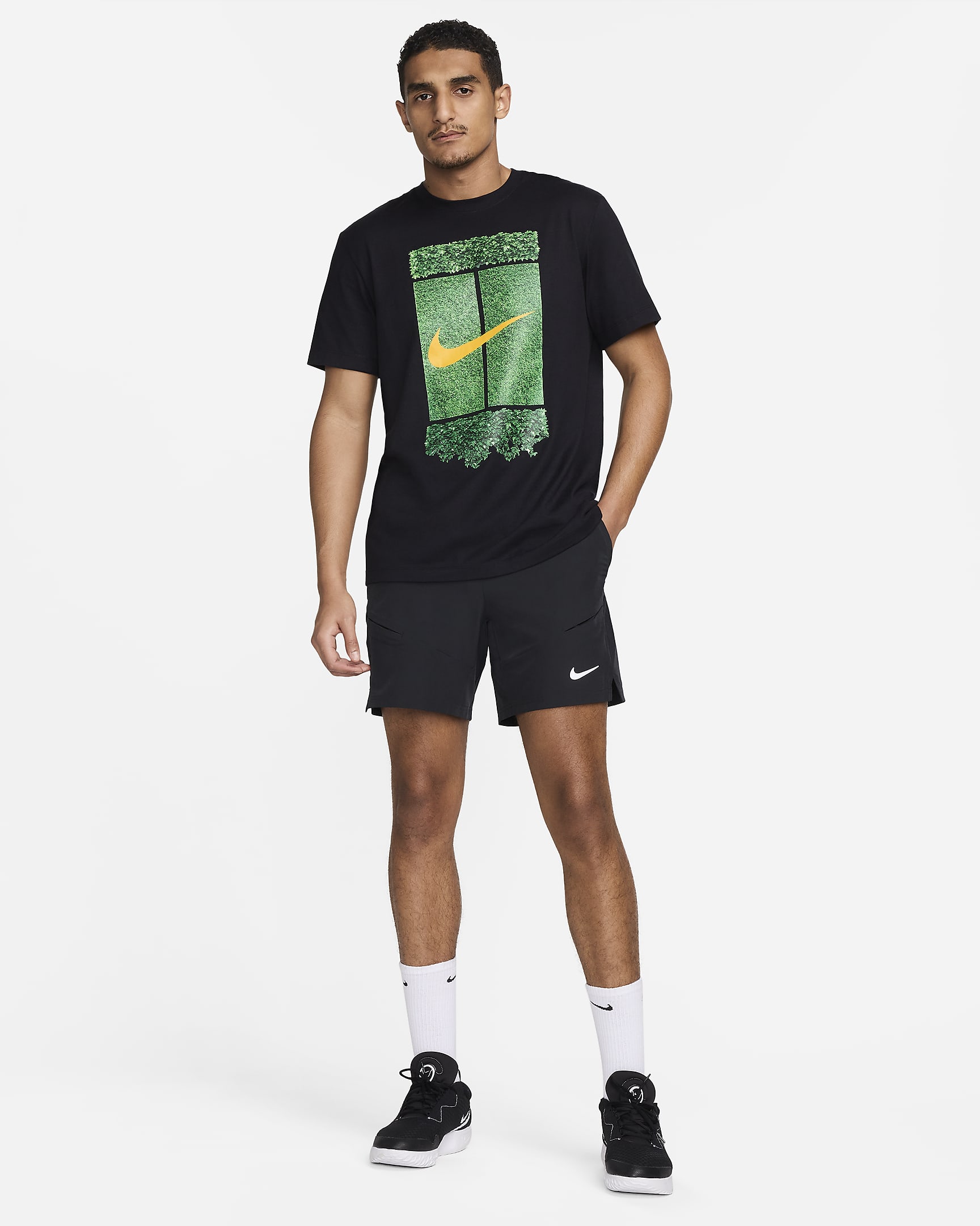 NikeCourt Men's Tennis T-Shirt - Black