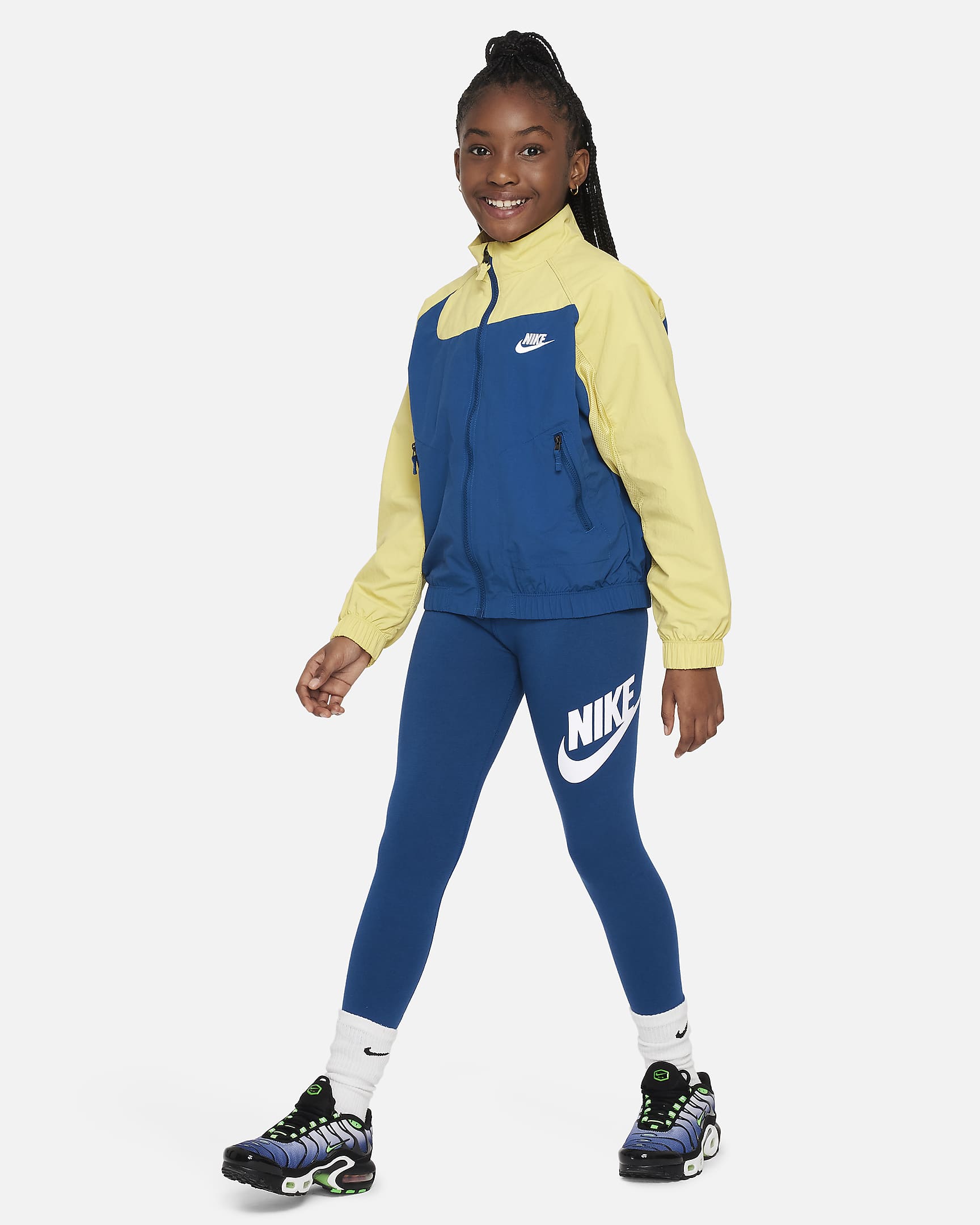 Nike Sportswear Essential Older Kids' (Girls') Mid-Rise Leggings. Nike ID