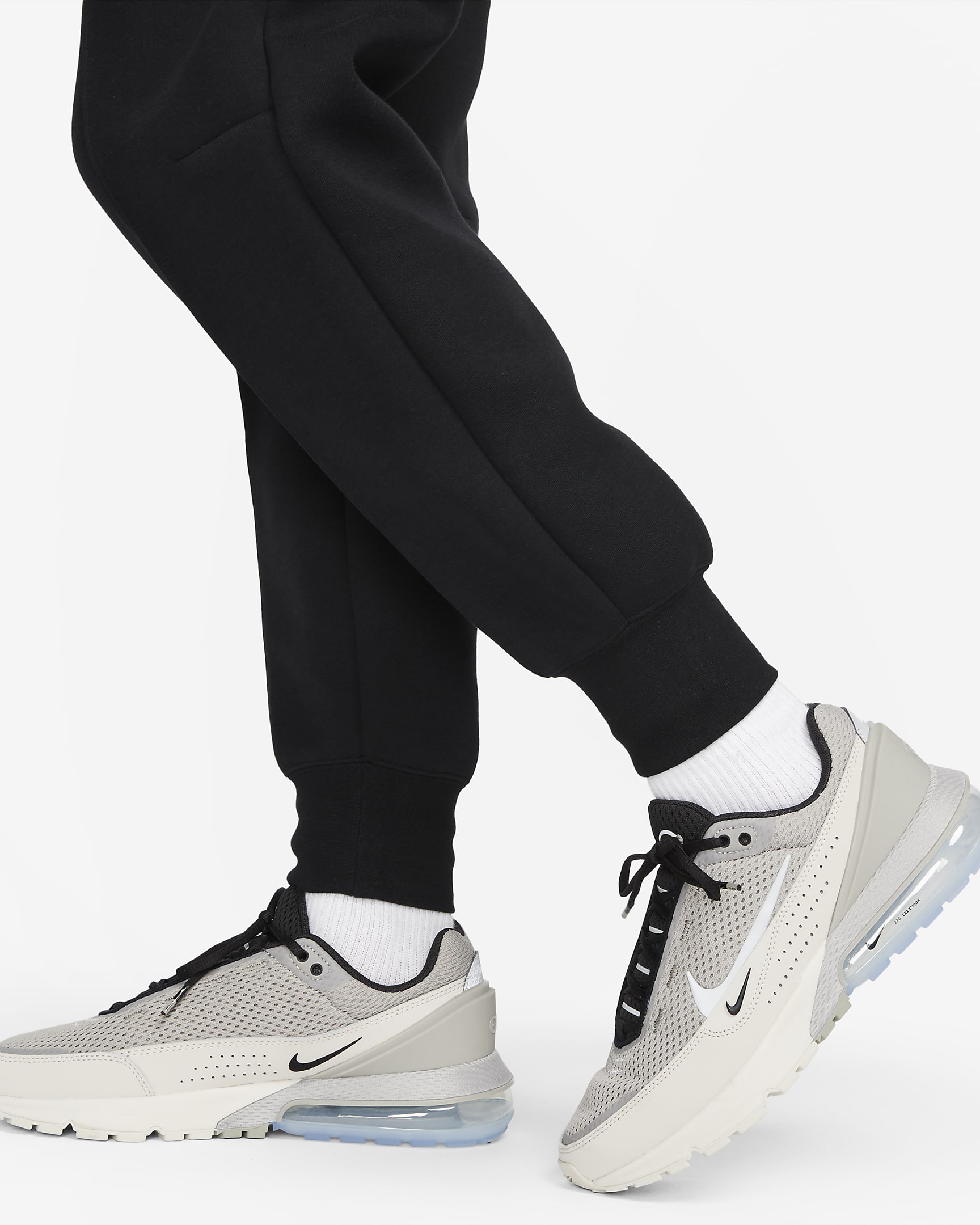 Nike Sportswear Tech Fleece Joggingbroek met halfhoge taille voor dames - Zwart/Zwart