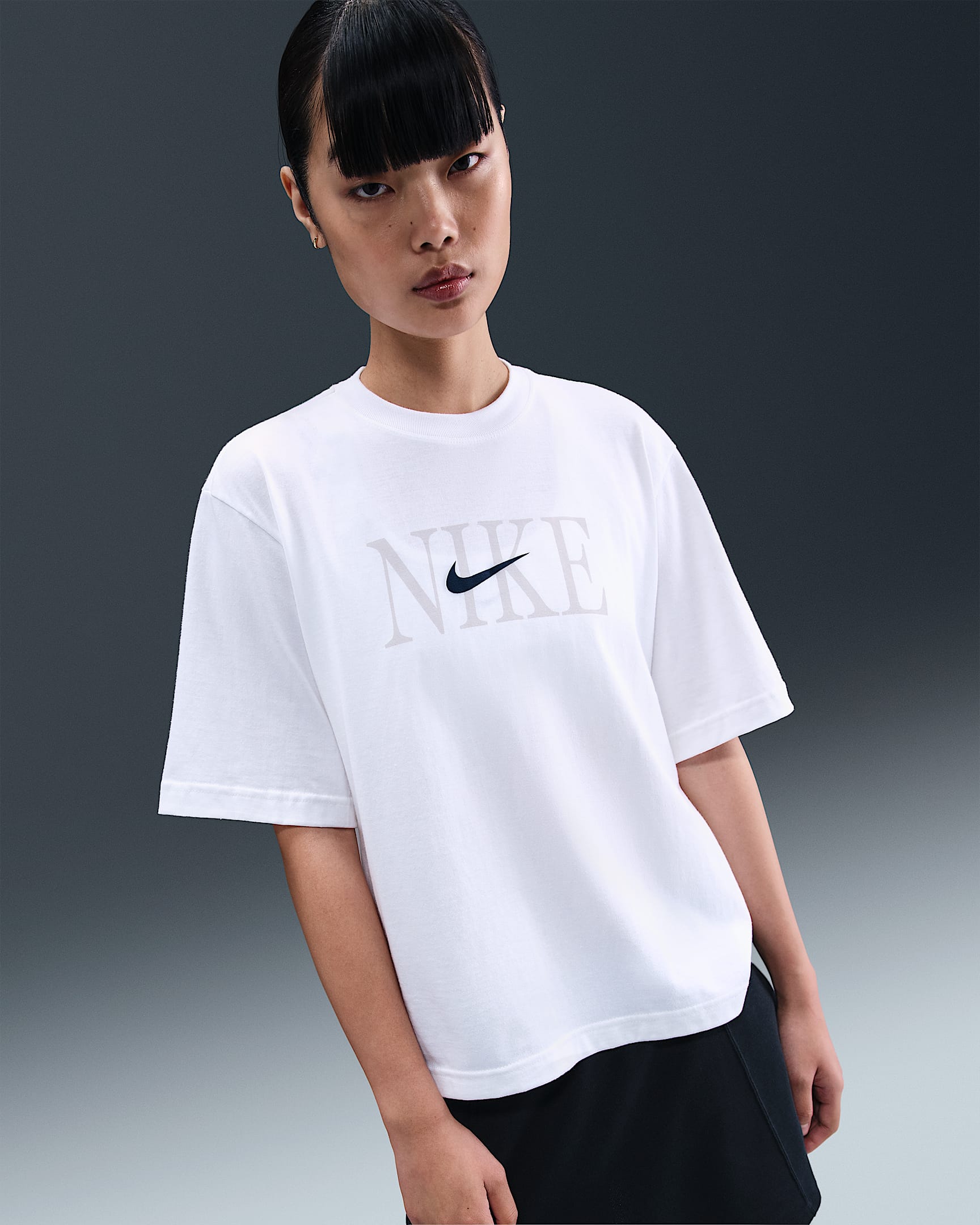 Nike Sportswear Essential Women's Boxy T-Shirt - White/Midnight Navy