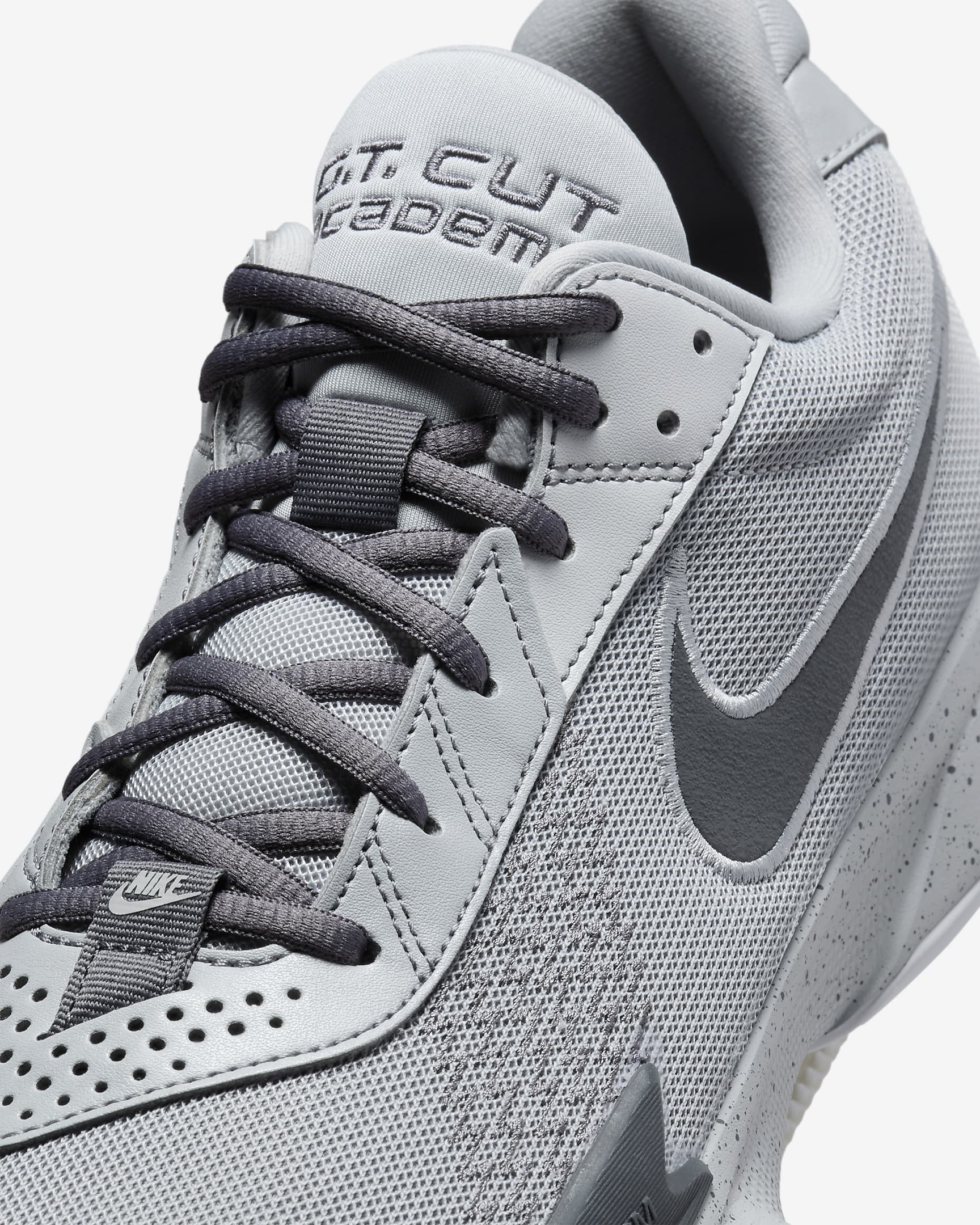 Nike G.T. Cut Academy Basketball Shoes - Light Smoke Grey/Dark Grey/Photon Dust