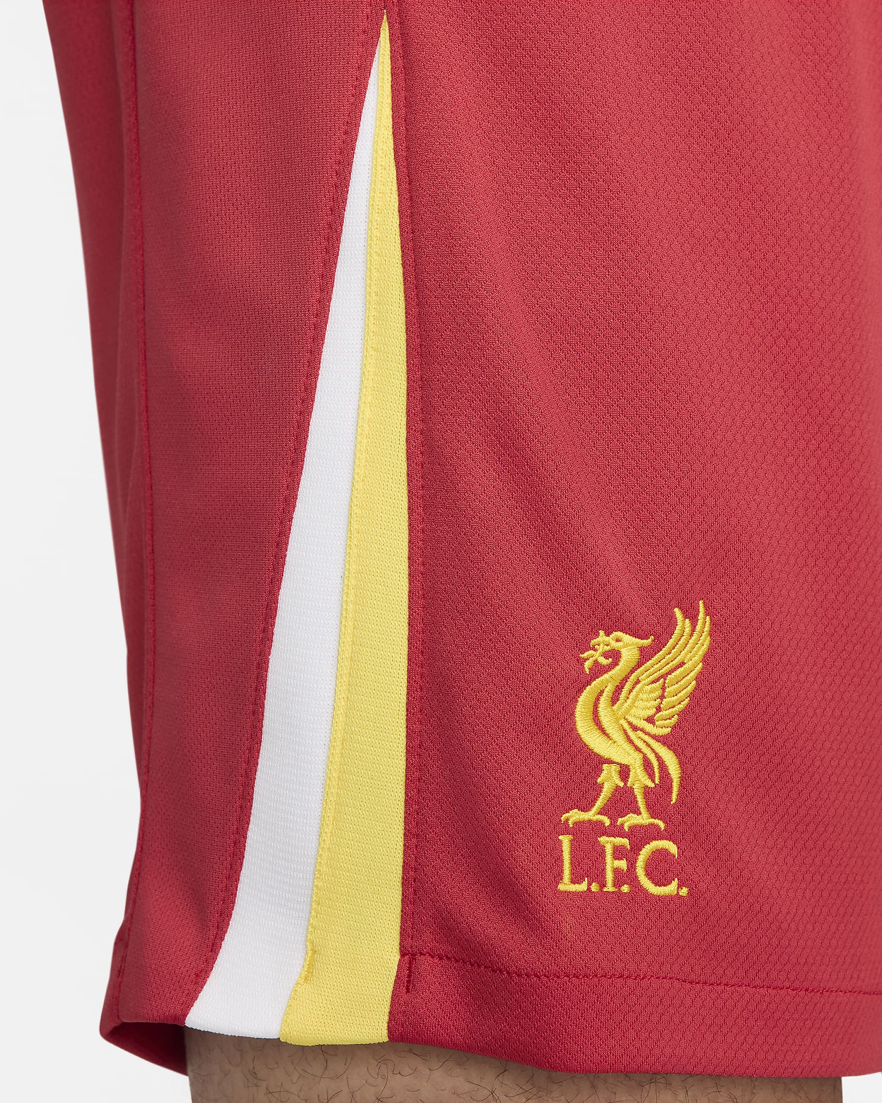 Short de foot Replica Nike Dri-FIT Liverpool FC 2024 Stadium Domicile pour homme - Gym Red/Blanc/Chrome Yellow