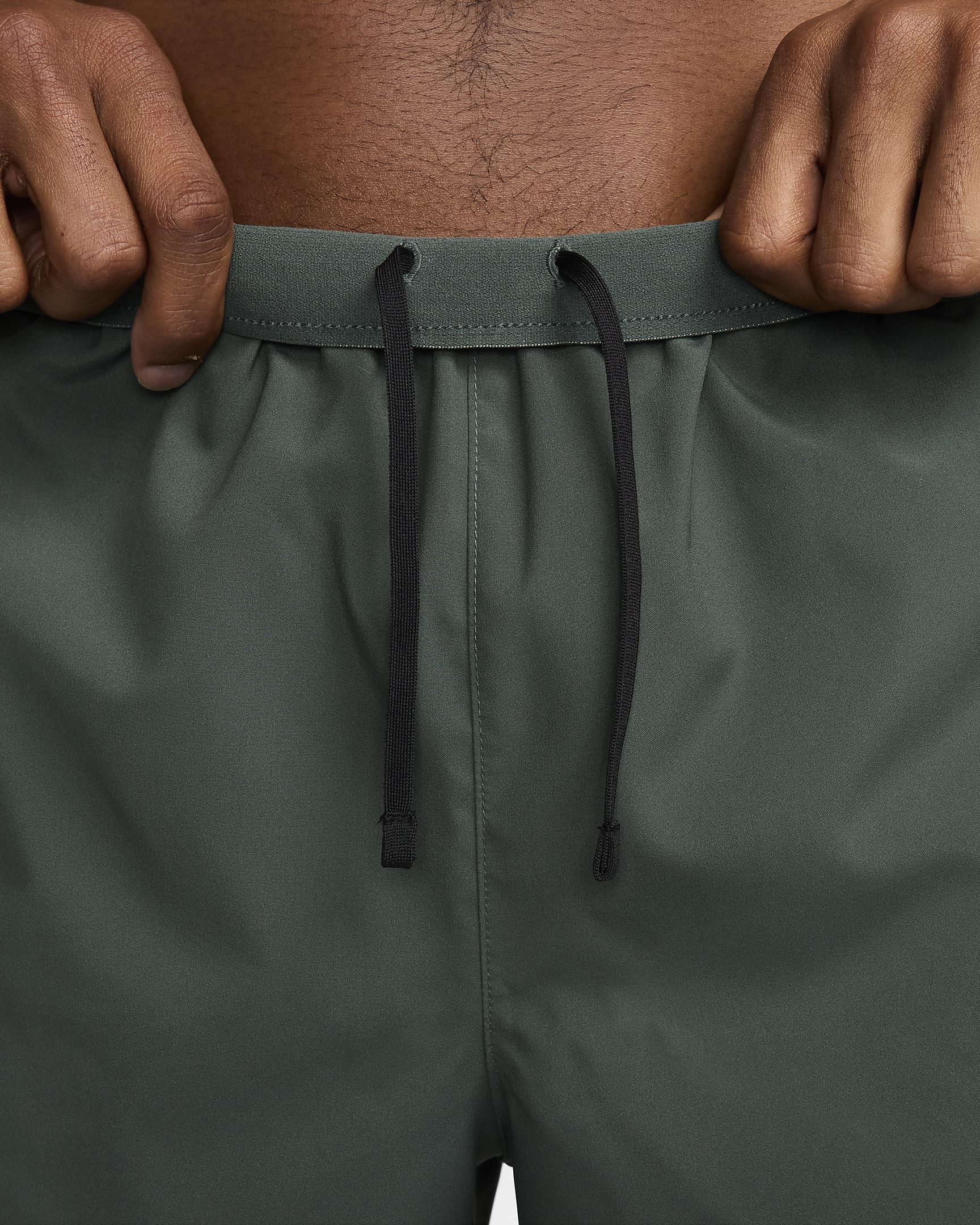 Nike Challenger Men's Dri-FIT 13cm (approx.) Brief-lined Running Shorts - Vintage Green/Bicoastal/Black