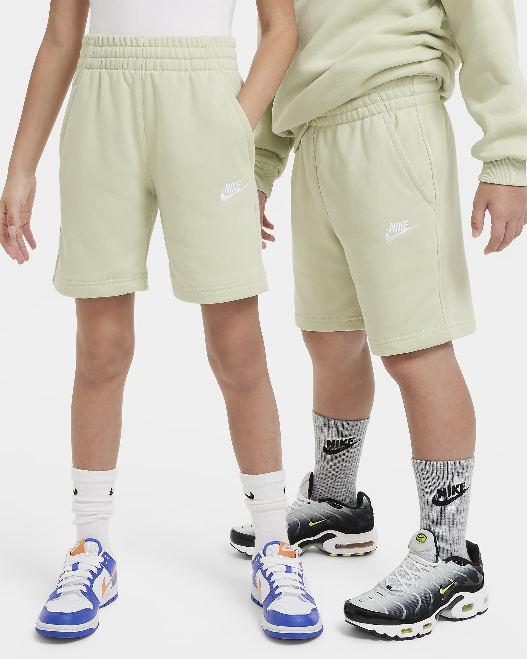 Nike Sportswear Club Fleece Older Kids' French Terry Shorts - Olive Aura/White