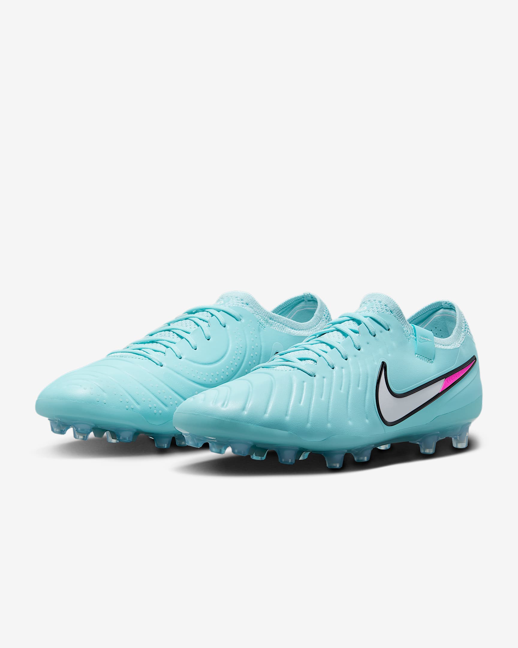 Nike Tiempo Legend 10 Elite AG-Pro Low-Top Soccer Cleats