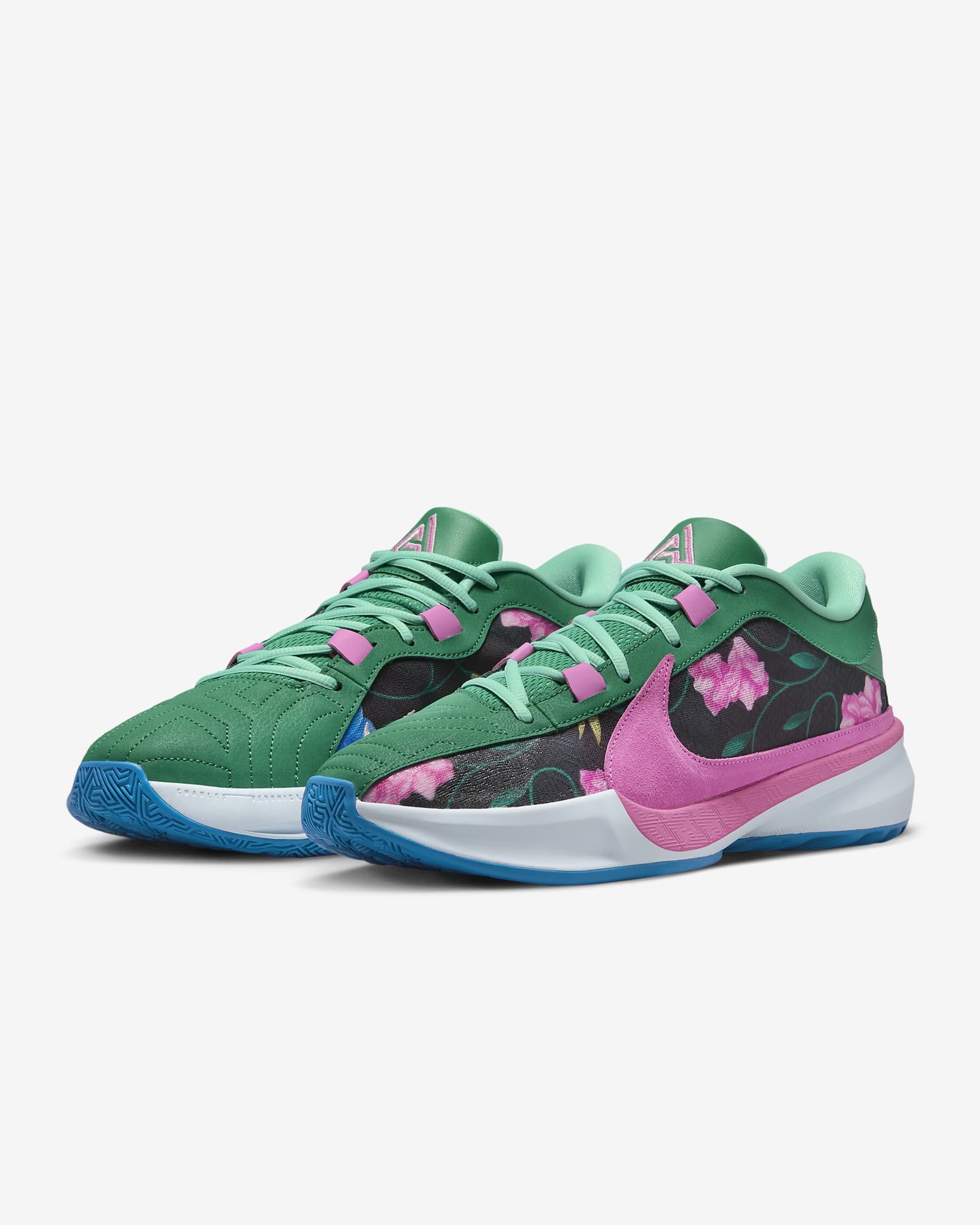 Giannis Freak 5 basketbalschoenen - Light Photo Blue/Playful Pink/Pink Foam/Zwart