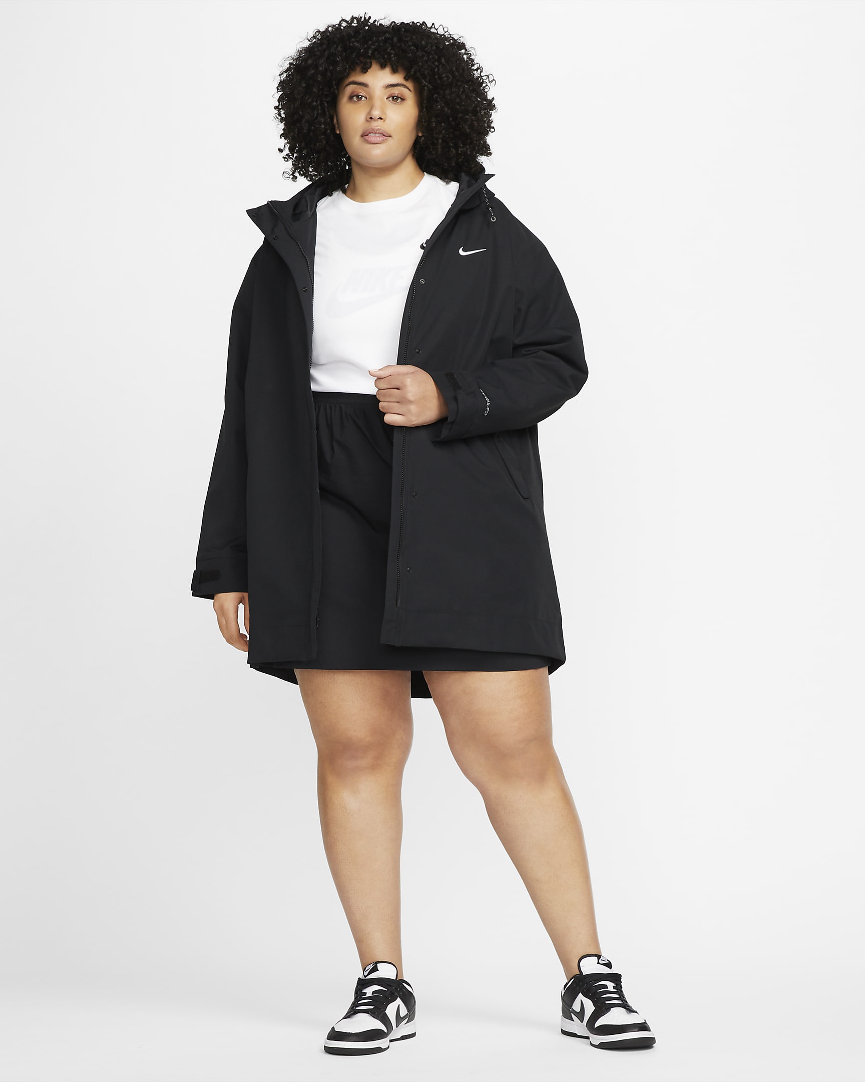 Nike Sportswear Essential StormFIT Women's Woven Parka Jacket (Plus