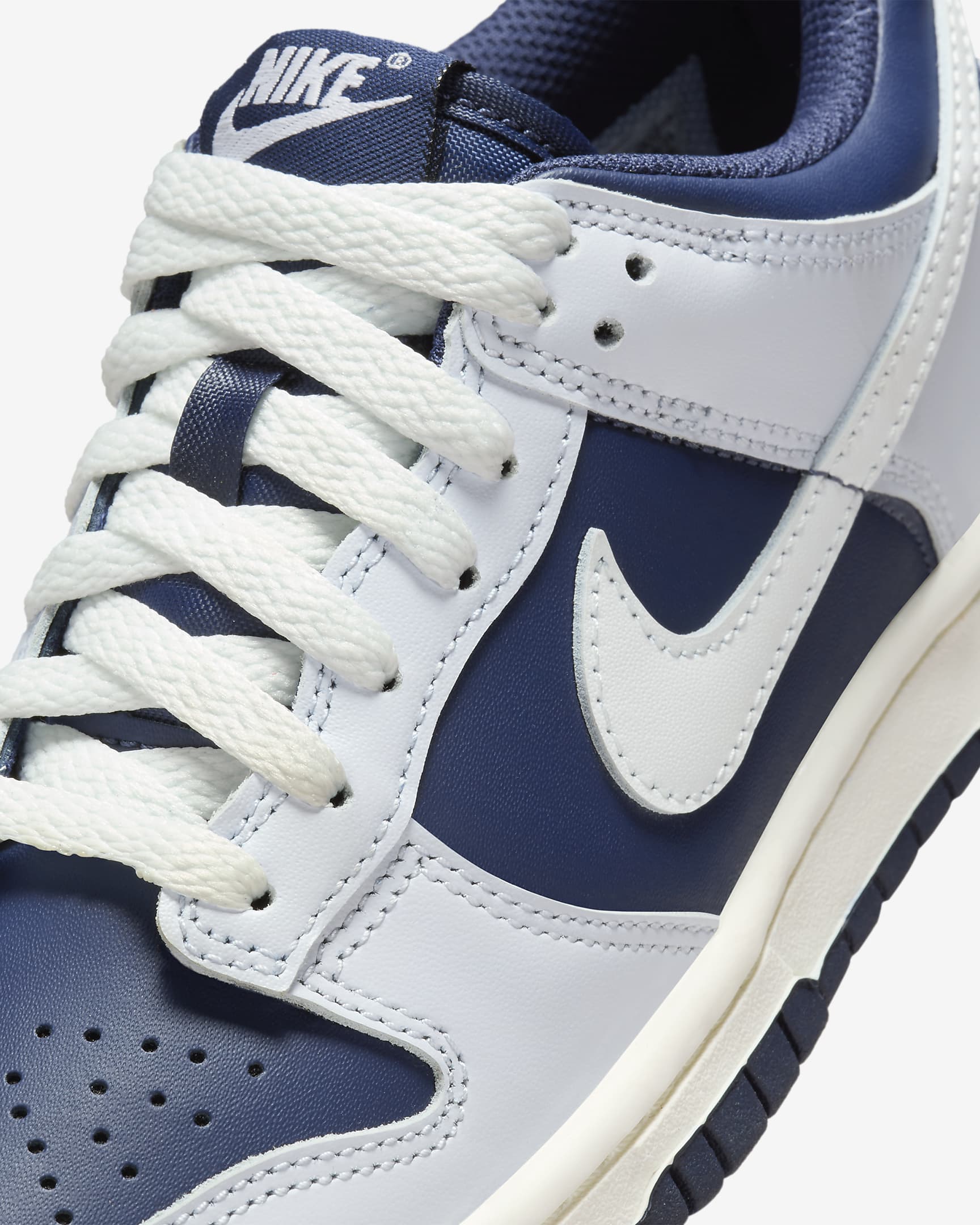 Nike Dunk Low Older Kids' Shoes - Football Grey/Midnight Navy/Summit White