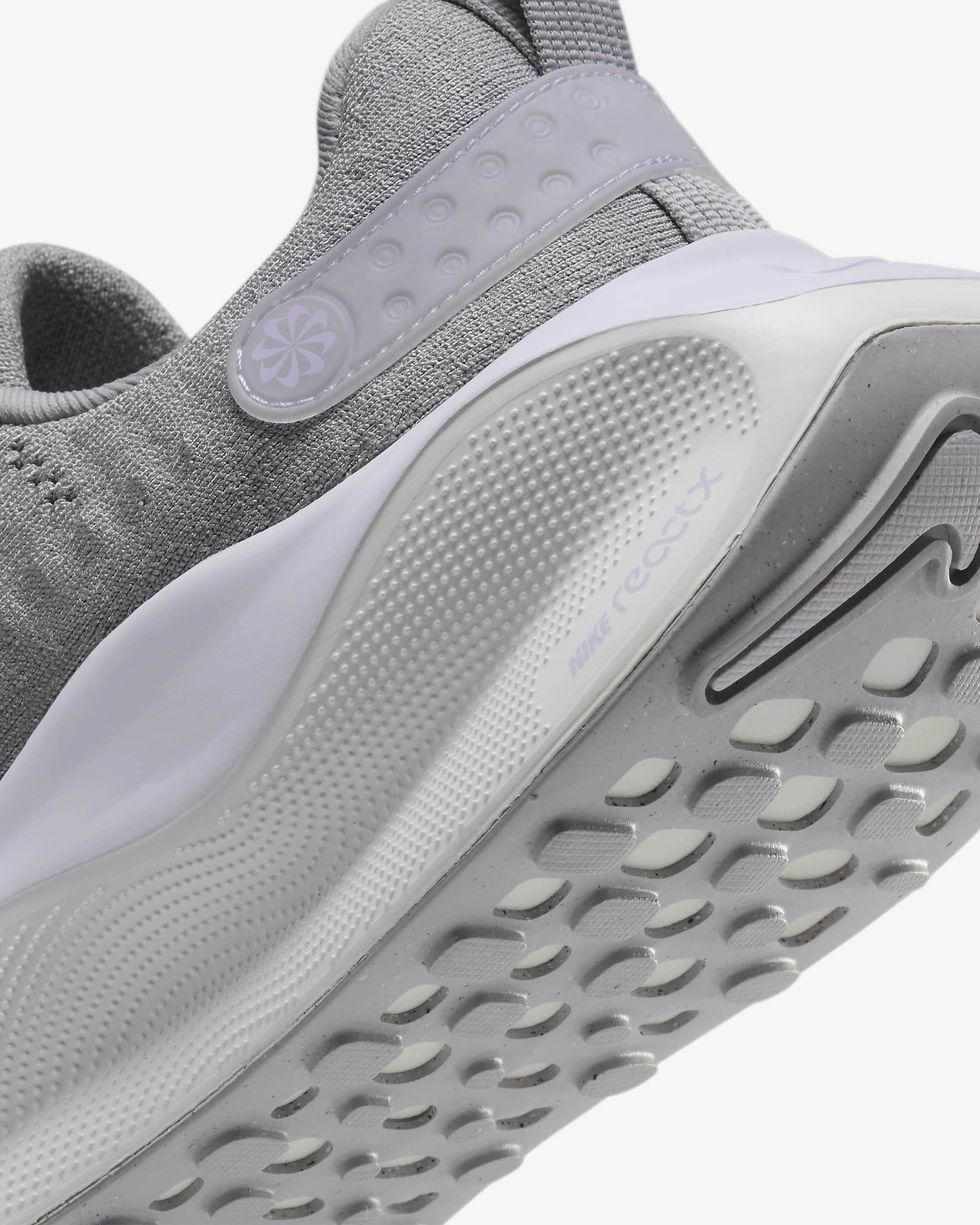 Löparsko för hårt underlag Nike InfinityRN 4 för kvinnor - Light Smoke Grey/Barely Grape/Violet Mist/Summit White