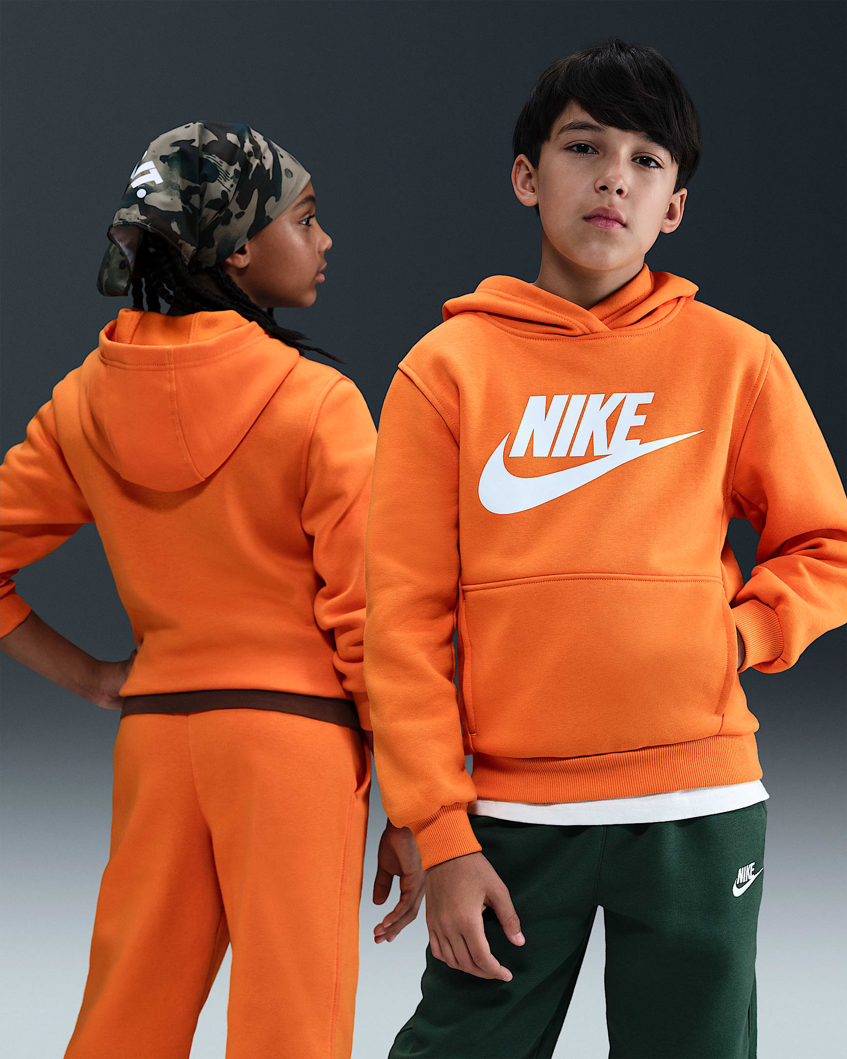 Nike Sportswear Club Fleece Big Kids' Hoodie - Bright Ceramic/White