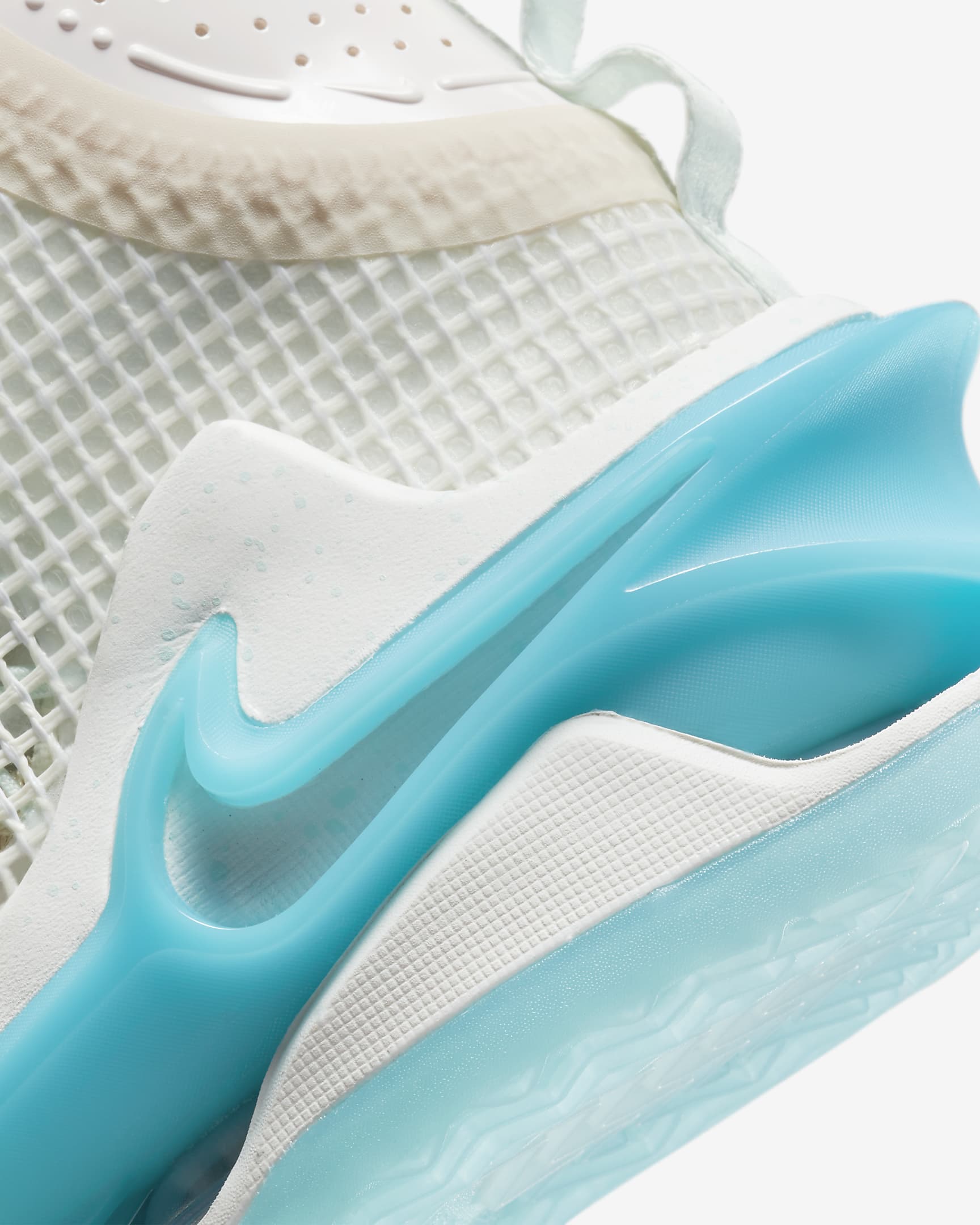 Nike G.T. Jump Basketball Shoes.