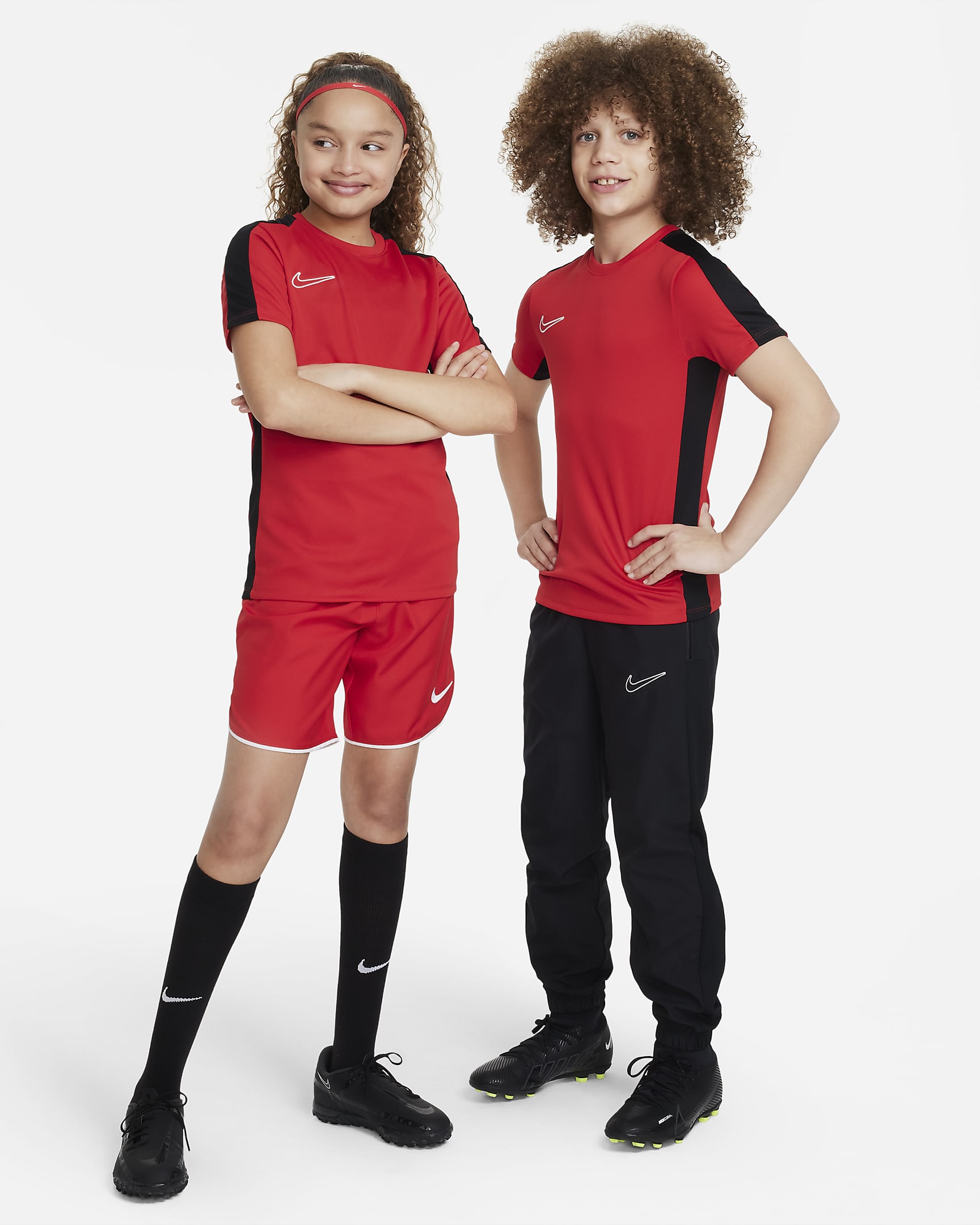 Nike Dri-FIT Academy23 Voetbaltop voor kids - University Red/Zwart/Wit