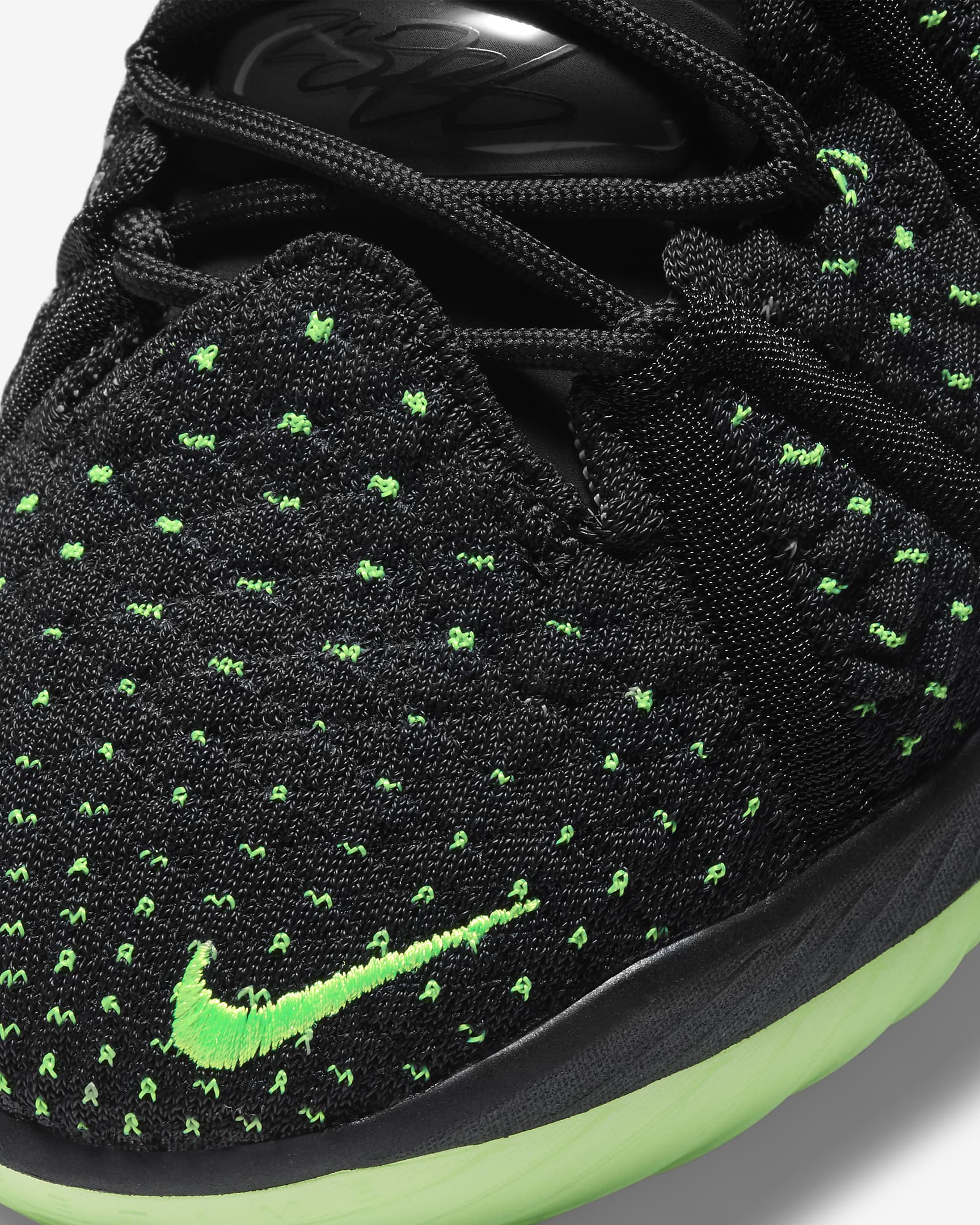 Calzado de básquetbol LeBron 18 "Black/Electric Green" - Negro/Negro/Verde eléctrico