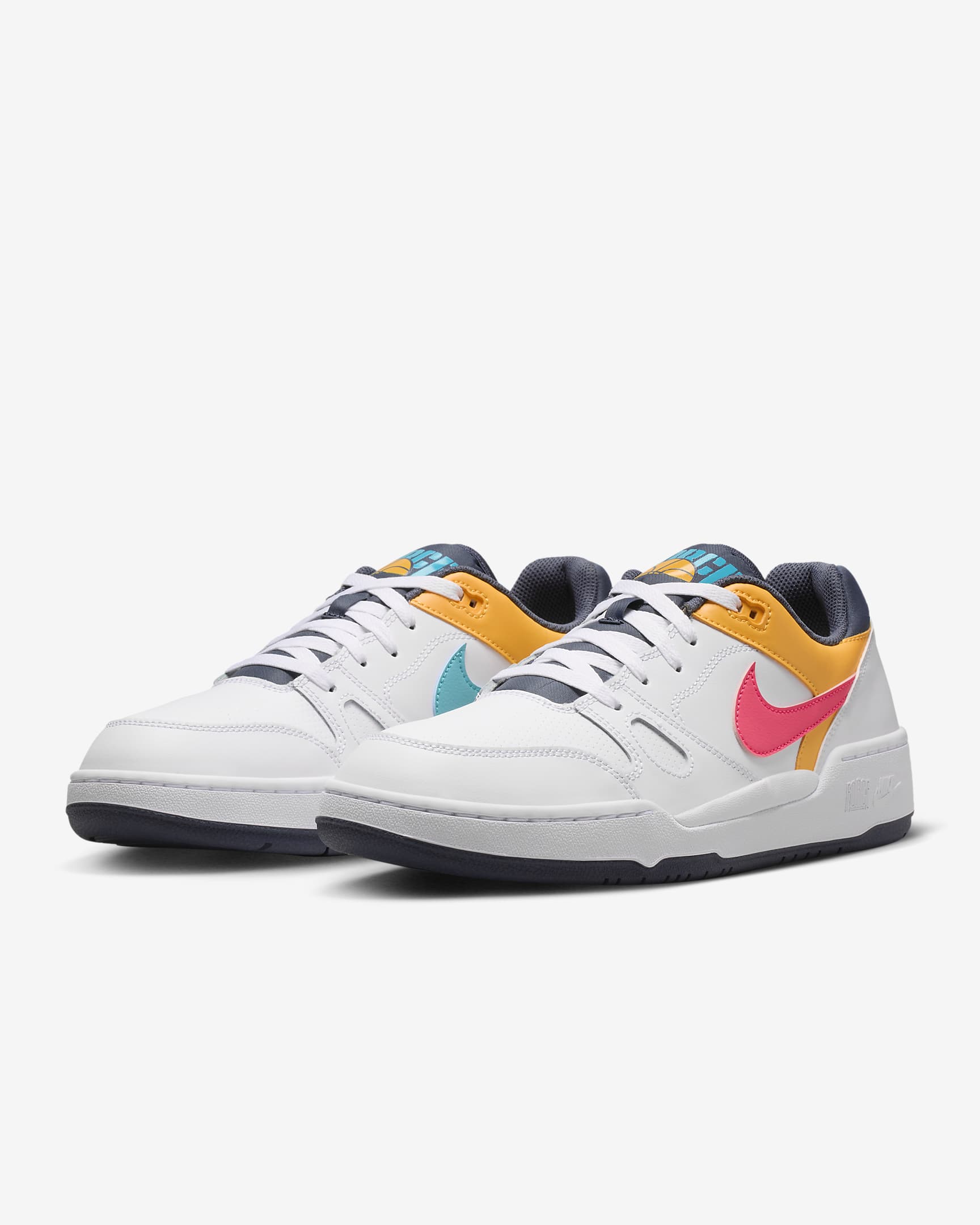 Tenis para hombre Nike Full Force Low - Blanco/Trueno azul/Cactus empolvado/Rosa carrera