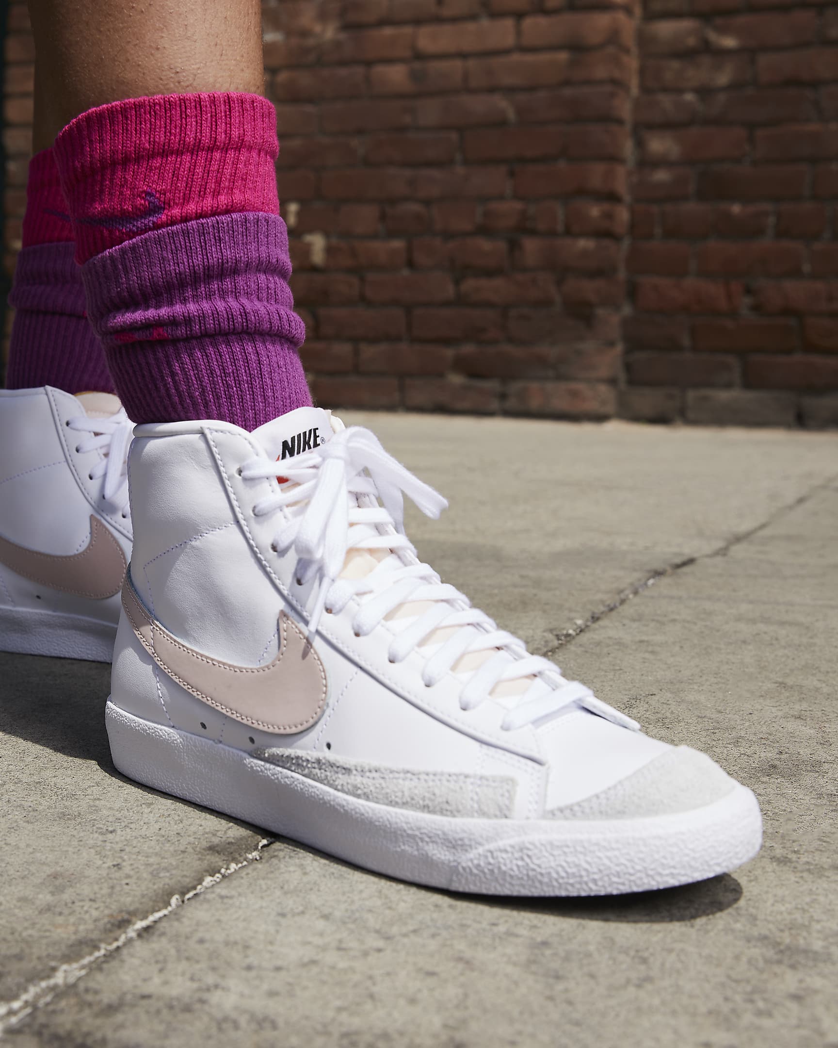 Nike Blazer Mid '77 női cipő - Fehér/Peach/Summit White/Pink Oxford