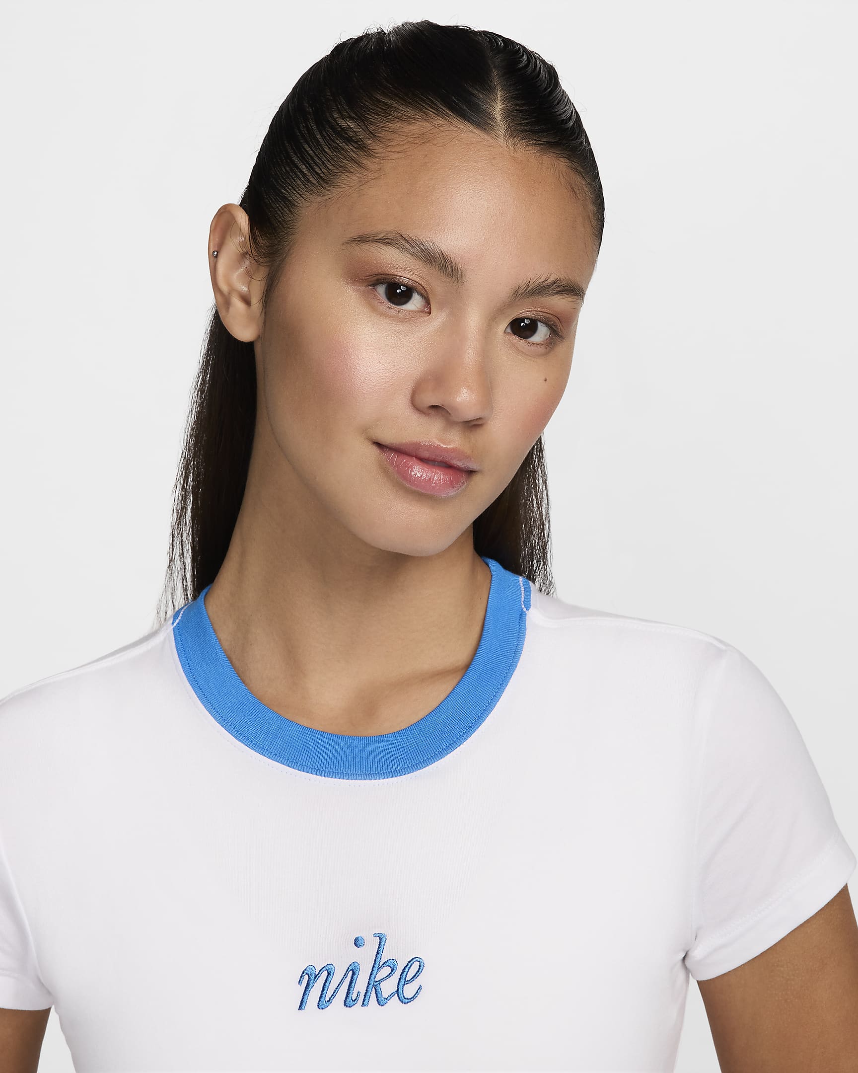 Nike Sportswear Chill Knit Women's Slim Cropped Tee - White/Light Photo Blue