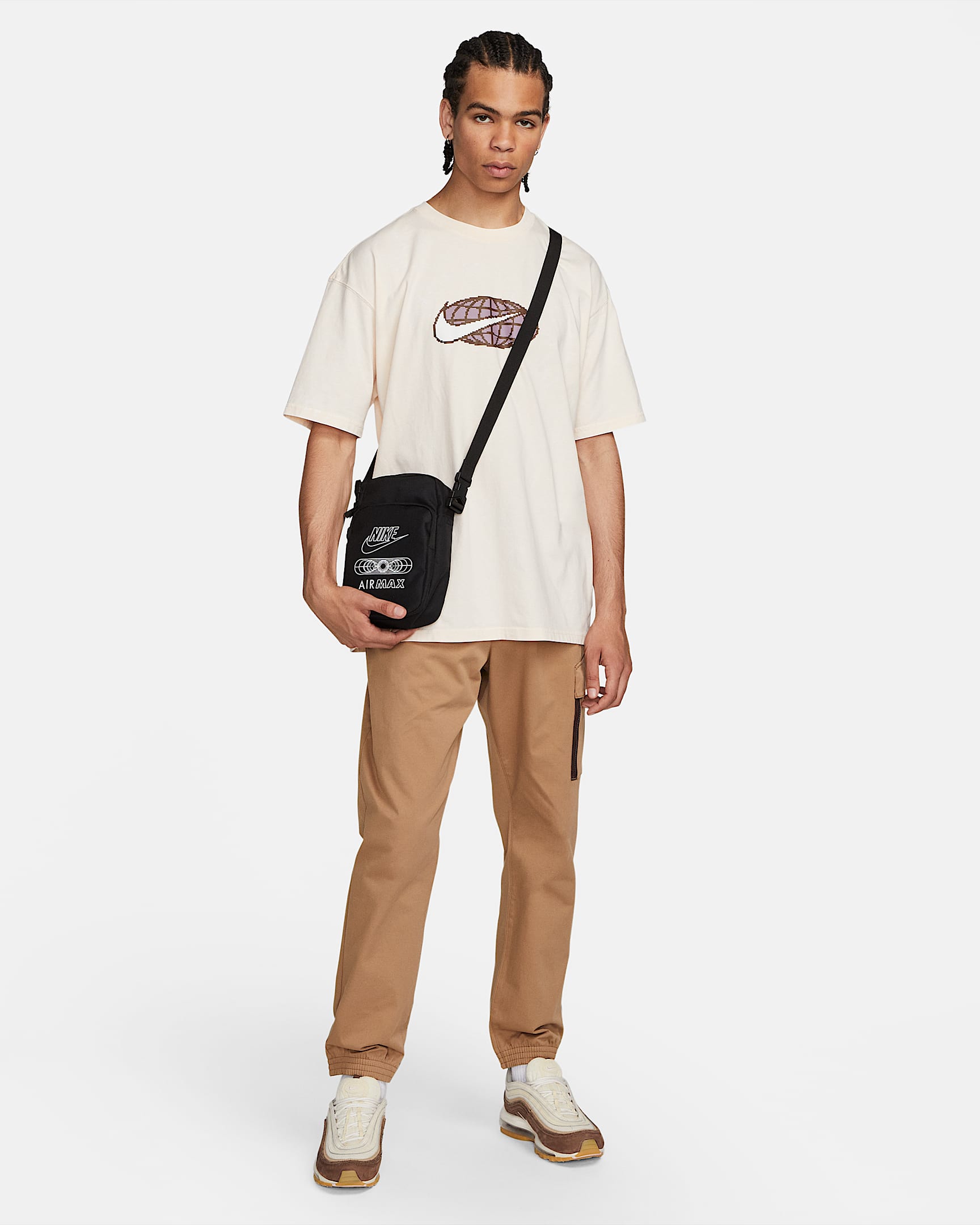 Nike Air Max Heritage CrossBody Bag (4L). Nike DK