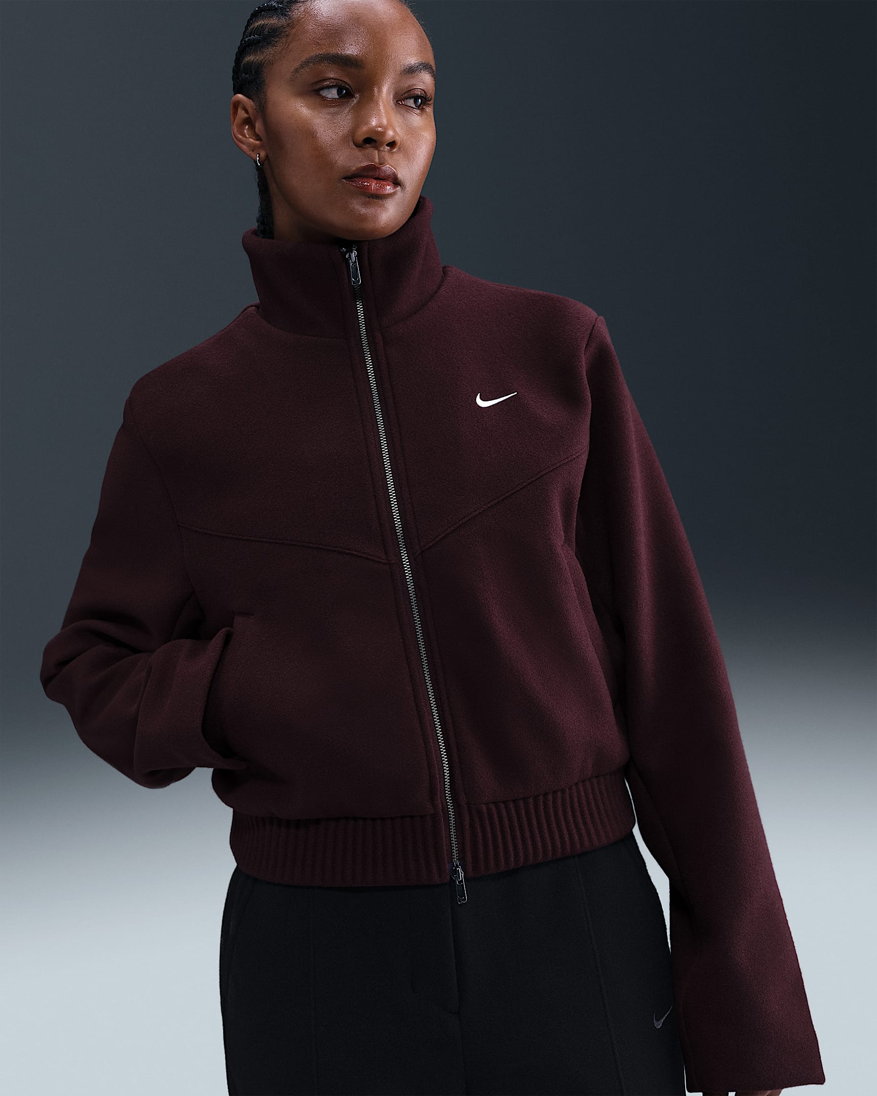 Dámská vypasovaná bunda Nike Sportswear Windrunner - Burgundy Crush/Sail